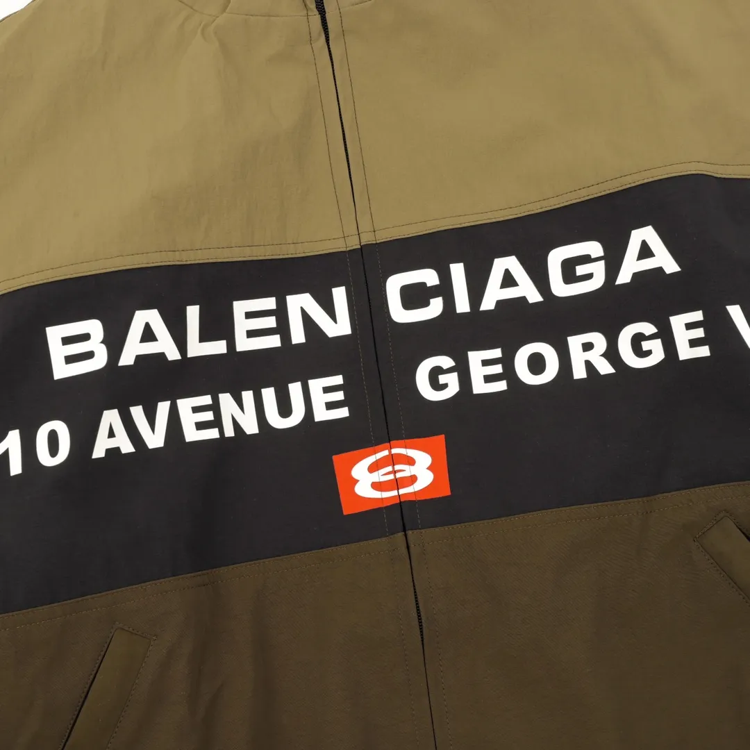 🅿️570 Balenciaga/Balenciaga three-color double-ring printed stand-up collar jacket. It is made of customized matt Taslan professional fabrics, plus three-proof coating process, Teflon anti-fouling treatment, anti-oil stains and easy to clean, polyester high-density bird's eye mesh lining, three-dimensional circulation breathable structure, quick moisture export, anti-static treatment, more comfortable to wear in autumn and winter, imported environmentally friendly glue screen printing, custom hardware zipper double puller LOGO, custom accessories three labels Size: XS-L