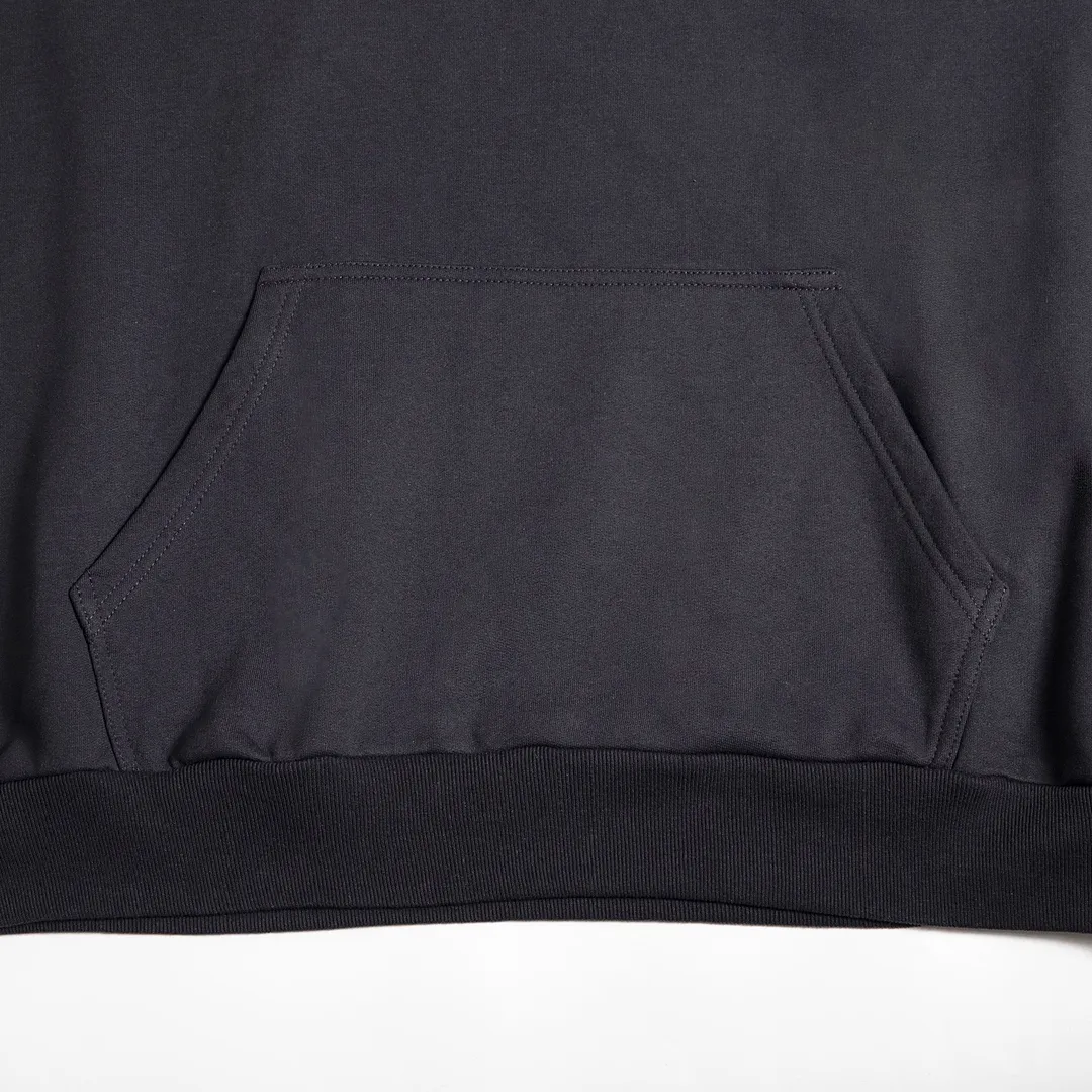 🅿️286 7152# Detailed picture Top version [BALENCIA*GA] Official website quality Paris new 3M letter large LOGO embroidery series hooded sweatshirt OS version Loose dropped shoulders Unisex style Fabric: 480g 100% cotton terry David sweater Technology: Embroidery on the front and rear panels on the left and right sleeves Garment wash Shaping Fixed color Color: Gray blue White Size: XS S M L
