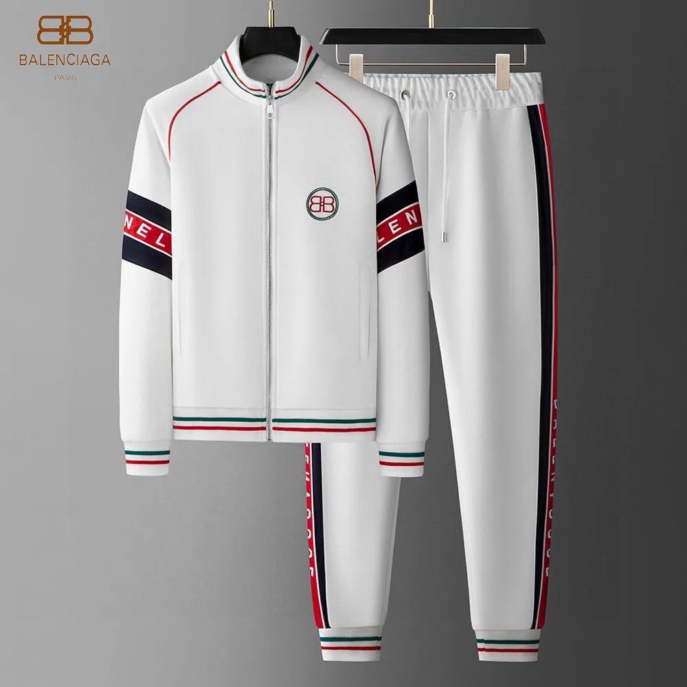 🅿️500 [BALENCIAGA] Hot-selling suit is coming. Focus on the original version of the official website. 2025 new hot-selling cardigan sweater suit. The original order is the best product. 🇭🇰The meticulous work of top designers is dedicated to a fitting and perfect upper body effect. All-natural high-quality Tencel Roman cotton 100%, close-fitting comfort, noble and elegant! Original hardware embodies elegance and nobility! Counter size: M-4XL (up to 190 pounds)