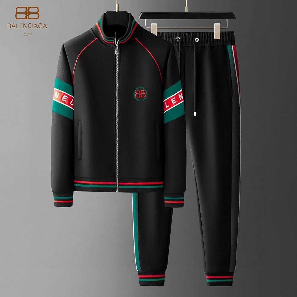 🅿️500 [BALENCIAGA] Hot-selling suit is coming. Focus on the original version of the official website. 2025 new hot-selling cardigan sweater suit. The original order is the best product. 🇭🇰The meticulous work of top designers is dedicated to a fitting and perfect upper body effect. All-natural high-quality Tencel Roman cotton 100%, close-fitting comfort, noble and elegant! Original hardware embodies elegance and nobility! Counter size: M-4XL (up to 190 pounds)