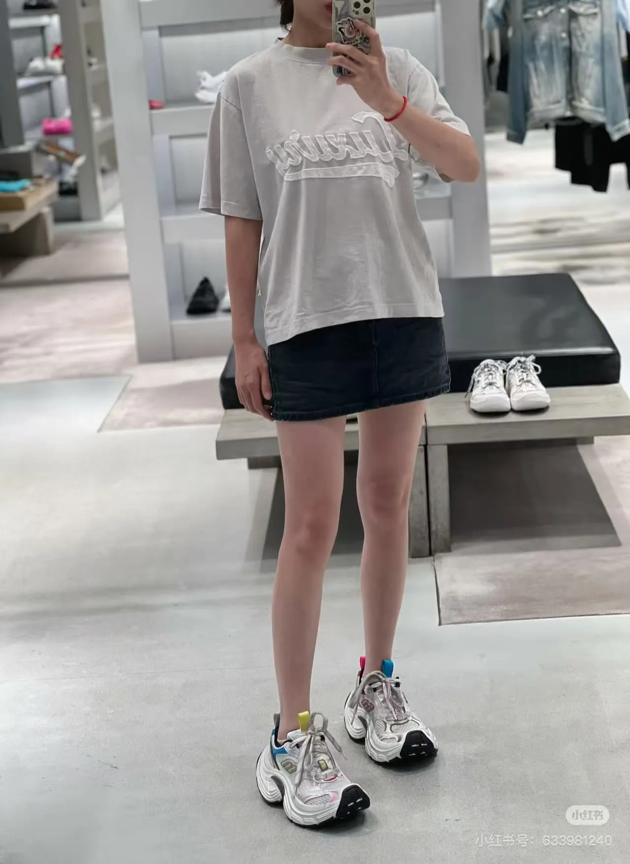 Model picture