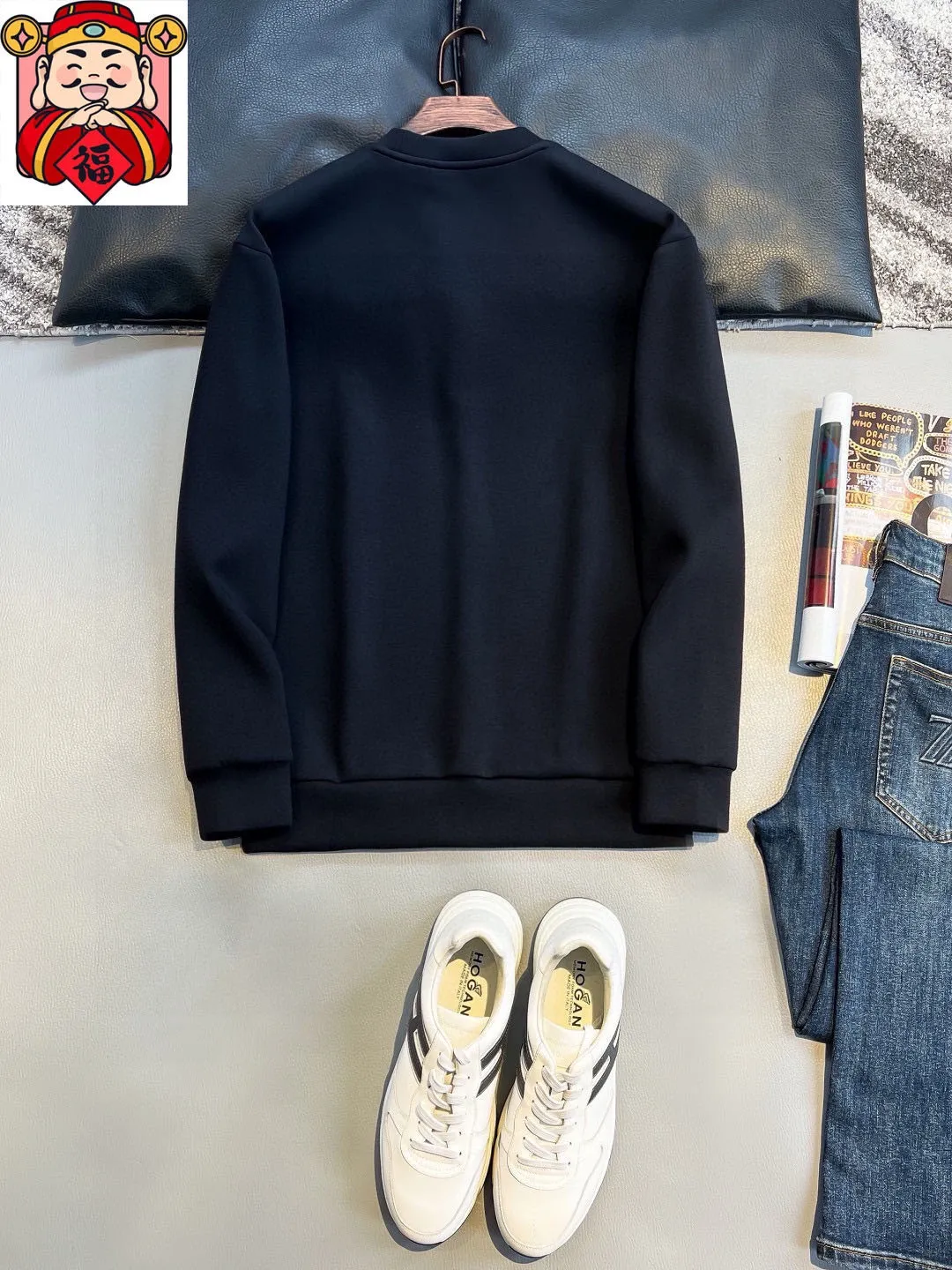 🅿️220 brand [BALENCIAGA] (good news for fat people) 2025ss autumn latest long-sleeved round-neck sweatshirt, available simultaneously on the official website. Refreshing and breathable. Made of top Tencel Roman. Comfortable and soft. 3D stereoscopic clarity. Super fashion sense. Great gift for your own use. Size: M-5XL (can be worn up to 220 pounds)
