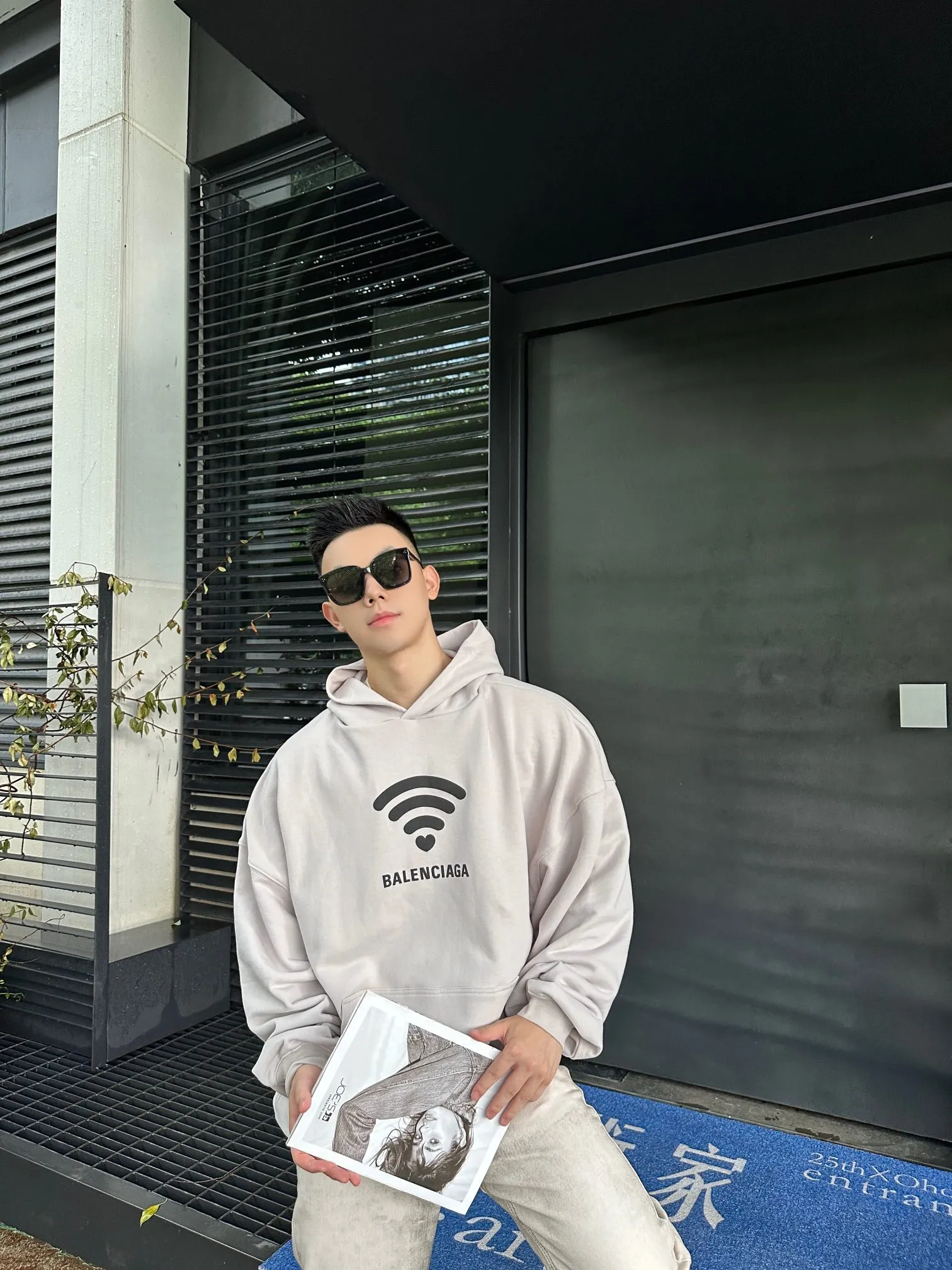 Model picture