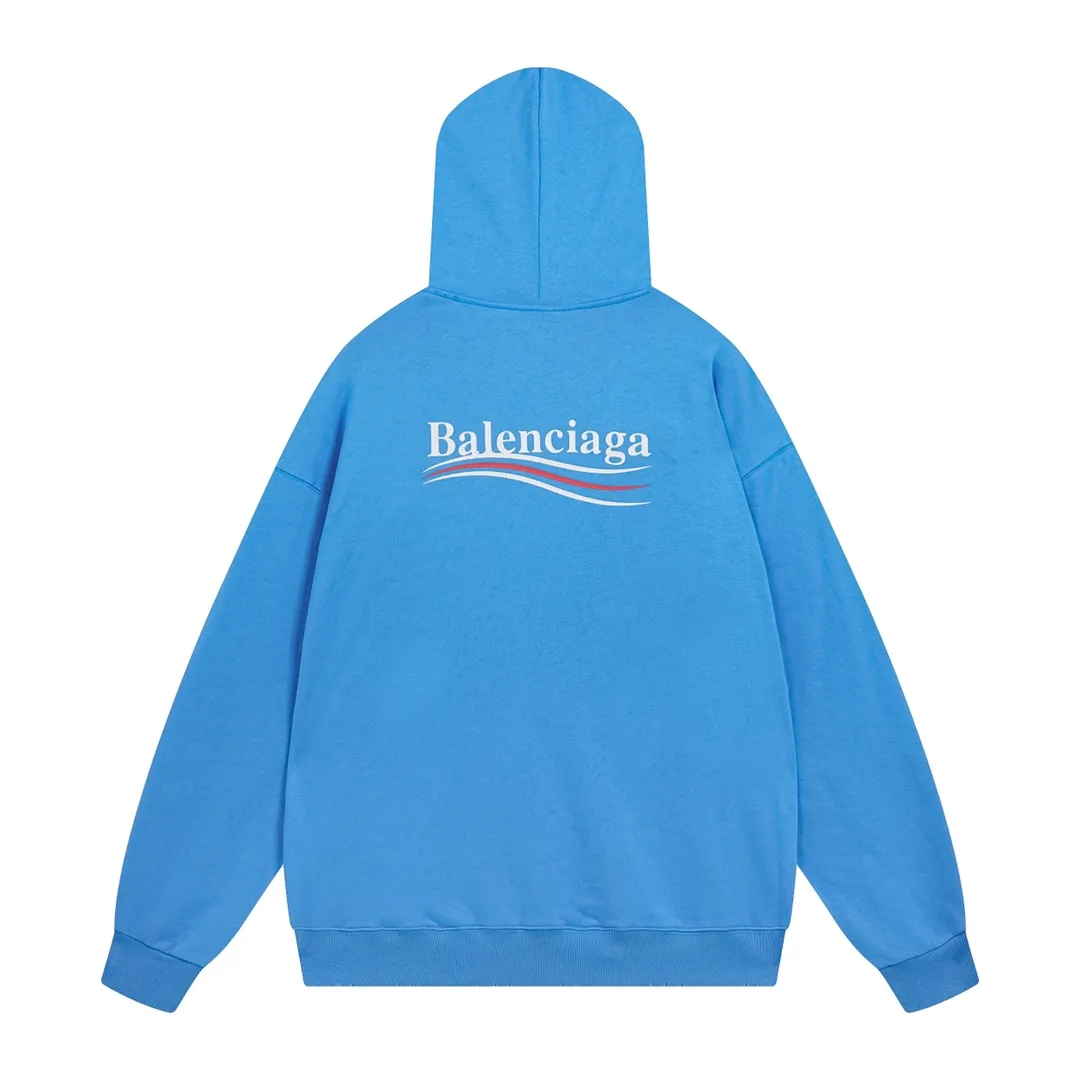 🅿️300 Detailed picture [Top version. Official website quality] BALENCI*GA/Paris# classic model, 2023 autumn and winter new style. Coke cracked printed worn distressed long-sleeved hooded sweatshirt. The fabric is made of Paris ZP custom-woven and dyed cotton double yarn David sweatshirt. The weight is 450 grams, the cloth surface is clean. The cloth pattern is clear, soft and comfortable. The threads are dyed with no color difference. The classic pattern printing uses environmentally friendly imported glue, split printing, precision stencil, clear letters, no burrs, and strong three-dimensional effect. The garments are worn and worn. All colors are synchronized with the brick cabinets, custom woven and dyed, and will not fade. Different market currencies. The version adopts OS loose shoulder design. Same style for men and women. Code: BL238029 Color: black, smoke gray, plain blue, off-white Size: XS S M L