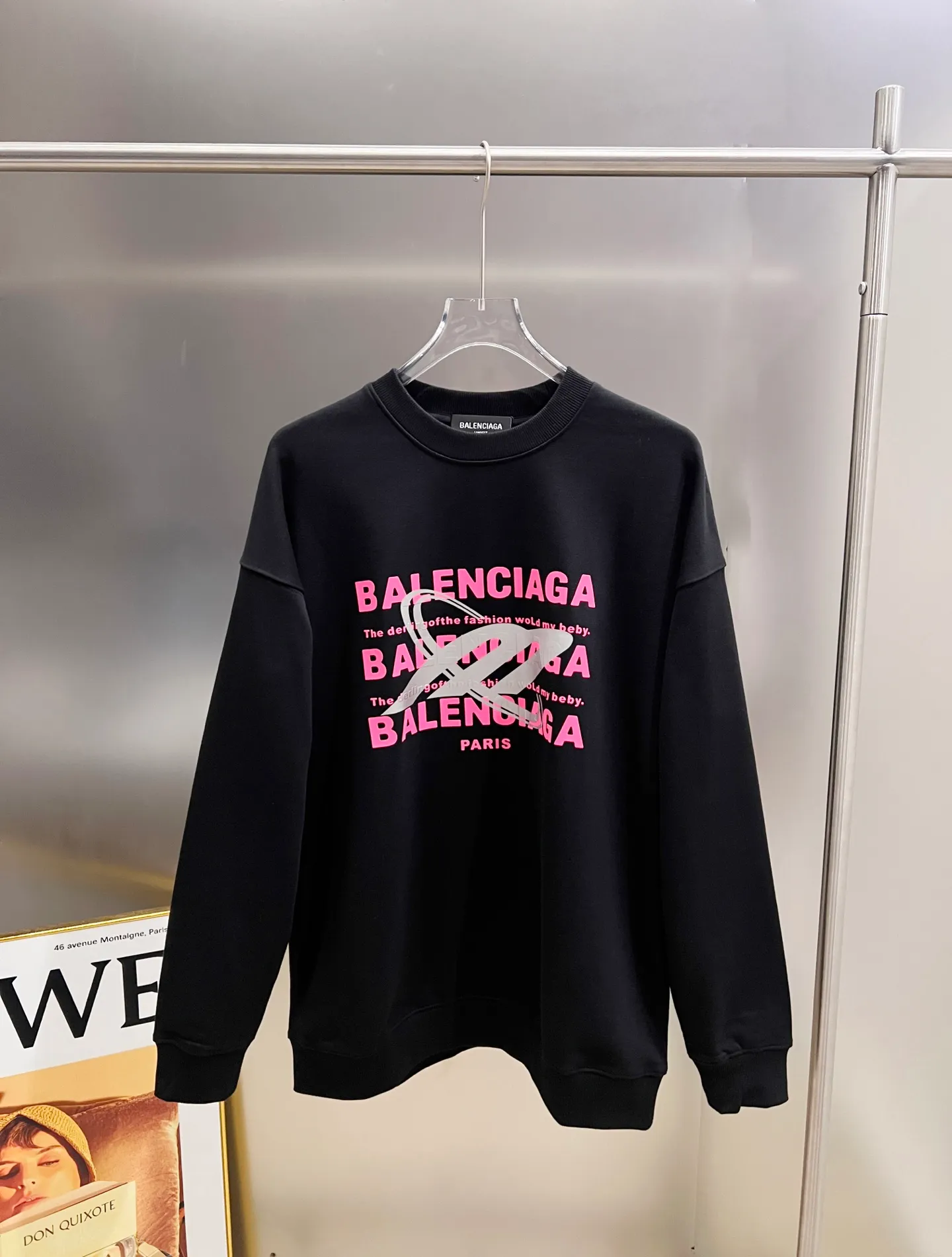 🅿️260 BAL Balenciaga 2025 Autumn and Winter New Style Round Neck Long Sleeve Sweater Classic Letter Foam Printing + Hot Silvering Process Uniform Loose Version for Men and Women S M L XL XXL Five Codes Color: Black White