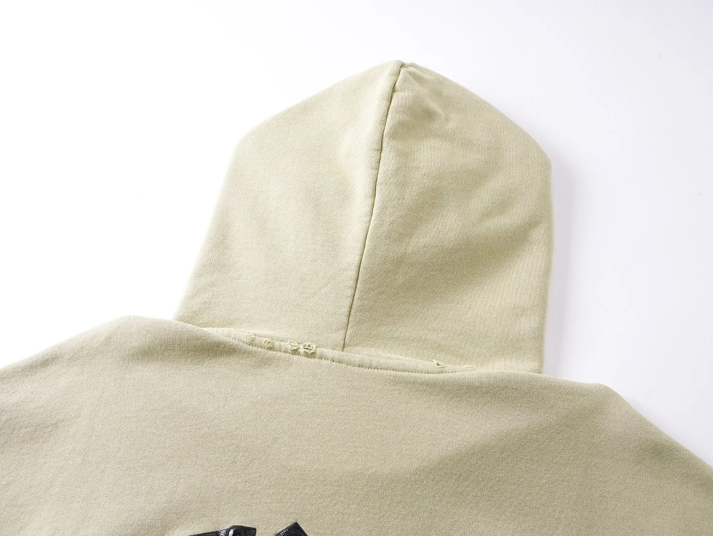 🅿️420 - BALENCI*GA 24ss Paris hot-selling tape hooded sweatshirt. The front and back panels are printed with tape direct printing. Many hand-made grinding. The ready-made clothes are washed and worn. The cloth surface is clean. The cloth pattern is clear, super heavy work. Soft and comfortable. Exclusively pattern-woven and dyed 450g fabric. Threads are dyed in the same vat with zero color difference. Different from the market currency. The version adopts os loose shoulder version. Welcome to compare, same style for men and women. -Color: Iron gray blue, Paris blue, washed black, burgundy, fluorescent yellow, green, khaki -SIZE: XS S M L style number 8912#