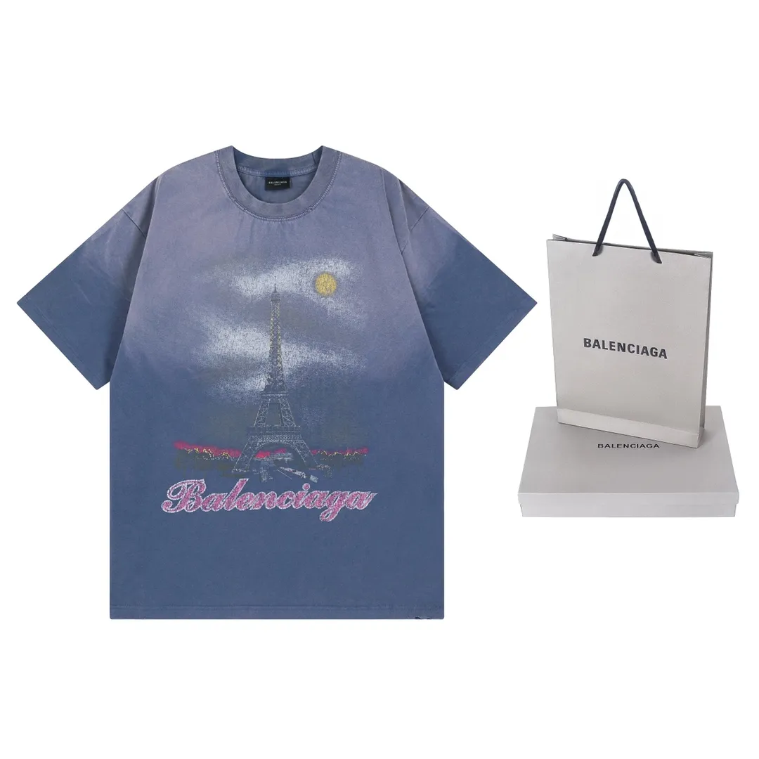 🅿️210 Detailed picture [Top version. Official website quality] BALENCI*GA/Paris. 2024 latest Paris Eiffel Tower inkjet gradient color printed washed and distressed short-sleeved T-shirt. Overweight craftsmanship, brick cabinet synchronization. ⚠️Distinguish market currency, genuine product development, welcome to compare! The weight is 260 grams, ground. The hand-painting is consistent with ZP, and the printing uses Kornit digital direct printing. The garments are washed and worn. The whole piece is designed with extra heavy craftsmanship. Comparisons welcome. The version adopts OS loose shoulder style. Same style for men and women. Code: BL223333 Color: pink, washed blue (the process of washing blue is different, and the price is also different) Size: XS to L