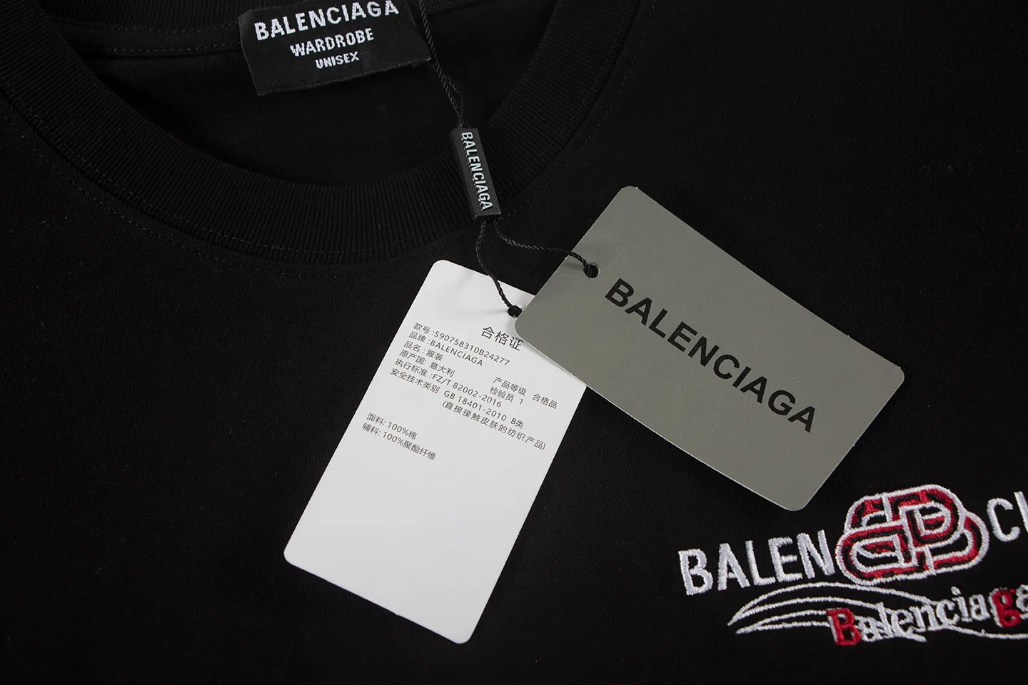 🅿️170 Balenciaga2026 embroidery🪡New T-shirt Material: Made of high version 300g double yarn combed cotton Size: S M L XL Color: black and white Style number: W2810