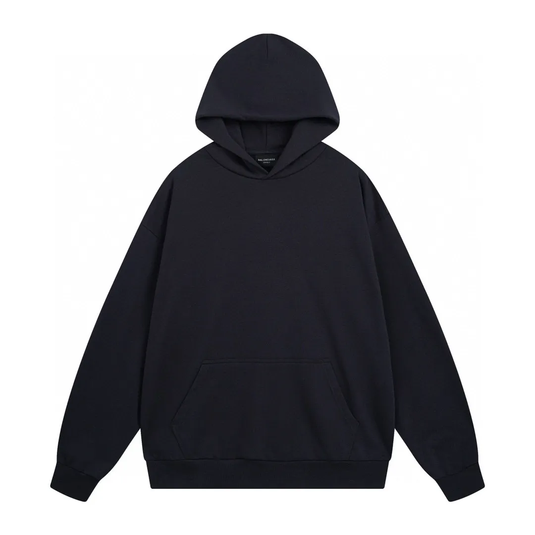🅿️300 Actual pictures [Top version. Official website quality] BALENCI*GA/Paris. 24SS new sweatshirt, hooded sweatshirt with big letters LOGO graffiti on the back. Brick cabinet synchronization. The fabric is made of Paris ZP custom-woven and dyed cotton sweatshirt. The weight is 450 grams. The cloth surface is clean. The cloth pattern is clear, soft and comfortable. The threads are dyed with no color difference. The classic pattern printing uses imported machine direct printing. The effect is three-dimensional and restores the brick cabinet. Different market currencies, welcome to compare. The version adopts OS loose shoulder design. Same style for men and women. Code: BL238076 Color: gray blue, white Size: XS S M L