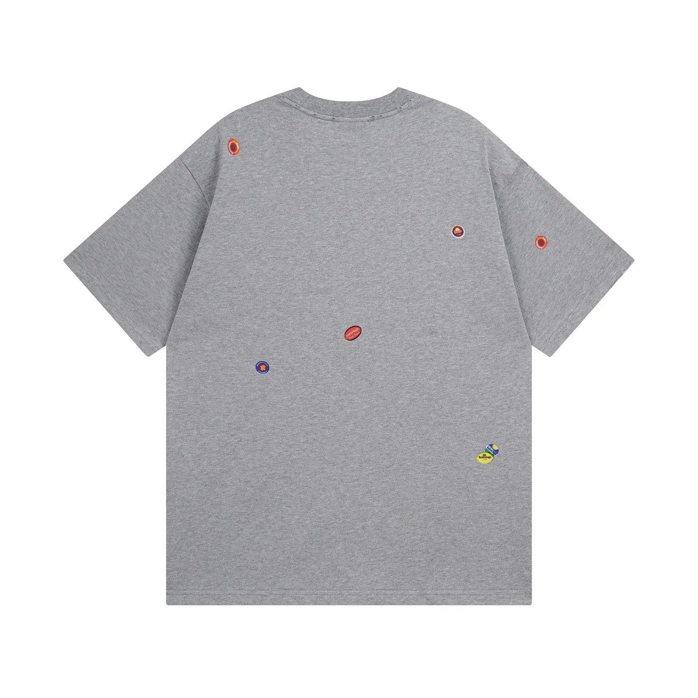 🅿️214 Real photos [Top version. Official website quality] BALENCI*GA/Paris #2025 spring and summer new style. Fruit pattern Vintage all over embossed washed and distressed short-sleeved T-shirt#. The fabric is made of Paris ZP custom-woven and dyed cotton double yarn. Weighing 260 grams, the cloth surface is clean. The cloth pattern is clear, soft and comfortable. The threads are dyed with no color difference. The pattern printing uses environmentally friendly imported glue and computer inkjet printing. The pattern is clear, no burrs, and has a strong three-dimensional effect. The garments are washed and worn. All colors are synchronized with the brick cabinets, custom woven and dyed, and will not fade. Different market currencies. The version adopts OS loose shoulder design. Same style for men and women. Code: BL253665 Color: floral gray, pink Size: XS S M L