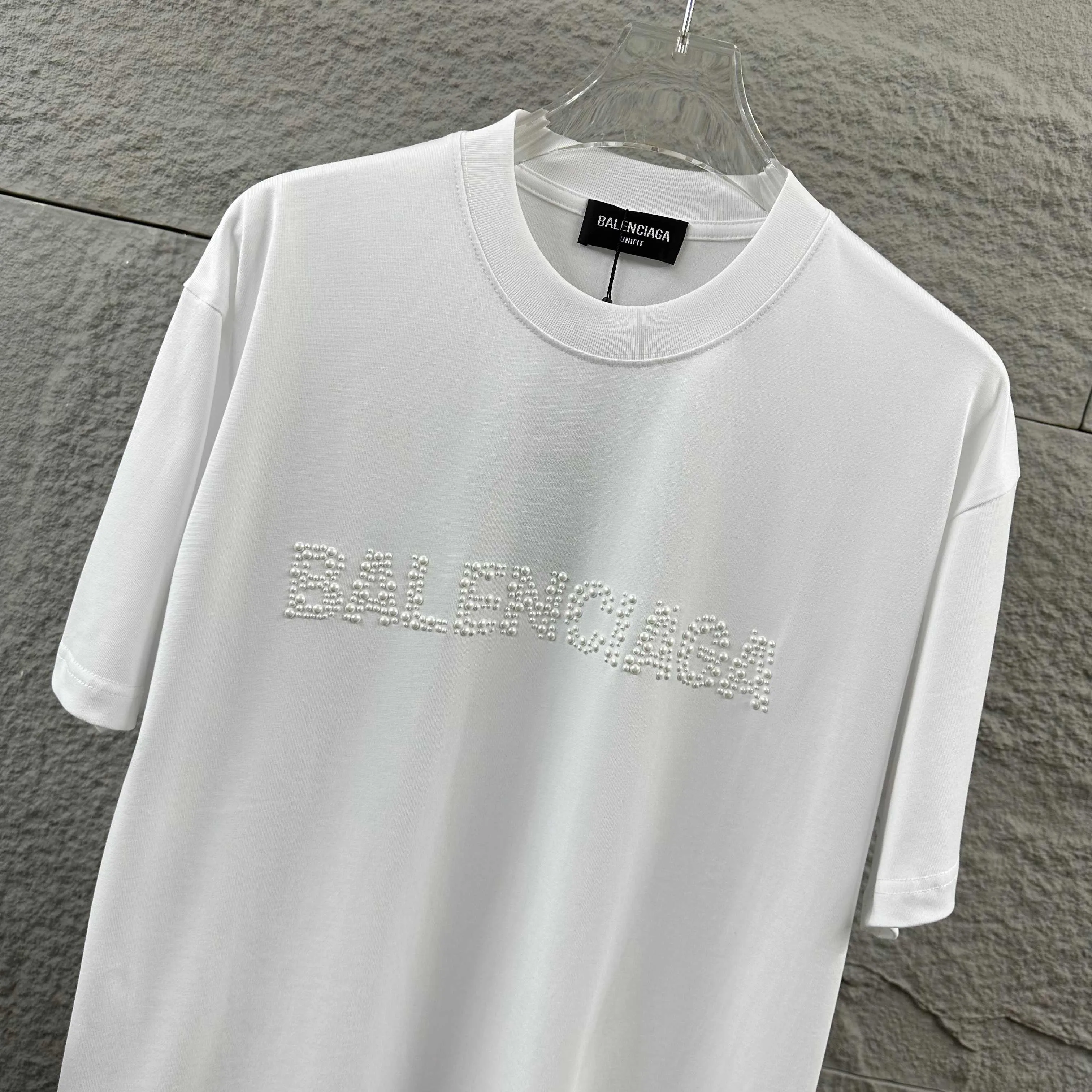 🅿️190 BALENCI*GA Paris 2025 spring and summer new short-sleeved T-shirt Classic three-dimensional hot diamond pearl craft Customized double yarn plain cotton fabric Short-sleeved T-shirt Unisex Color: Black White Size: S (90-130 catties) M (120-150 catties) L (140-165 catties) XL (160-180 catties) XXL (180-210 pounds)
