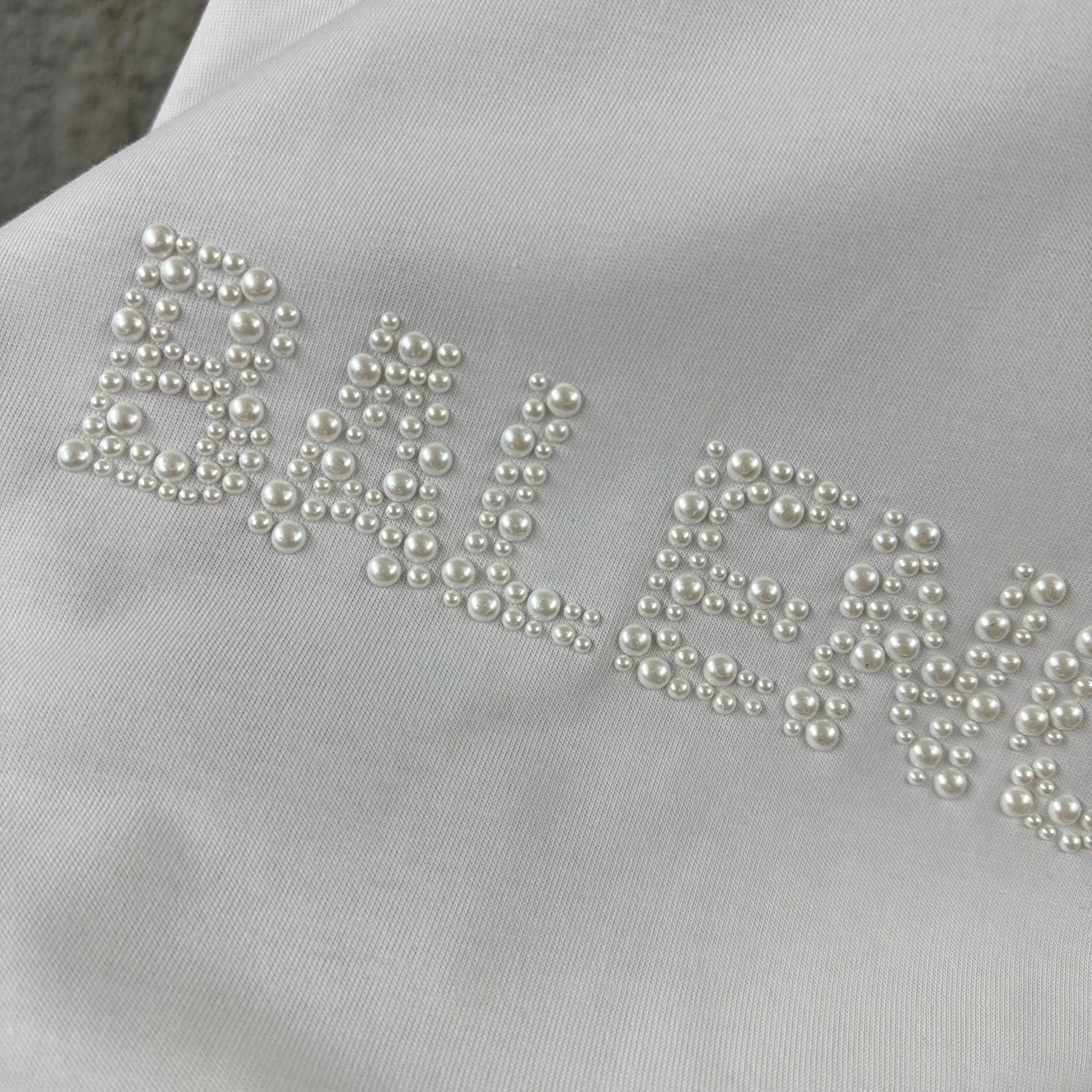 🅿️190 BALENCI*GA Paris 2025 spring and summer new short-sleeved T-shirt Classic three-dimensional hot diamond pearl craft Customized double yarn plain cotton fabric Short-sleeved T-shirt Unisex Color: Black White Size: S (90-130 catties) M (120-150 catties) L (140-165 catties) XL (160-180 catties) XXL (180-210 pounds)