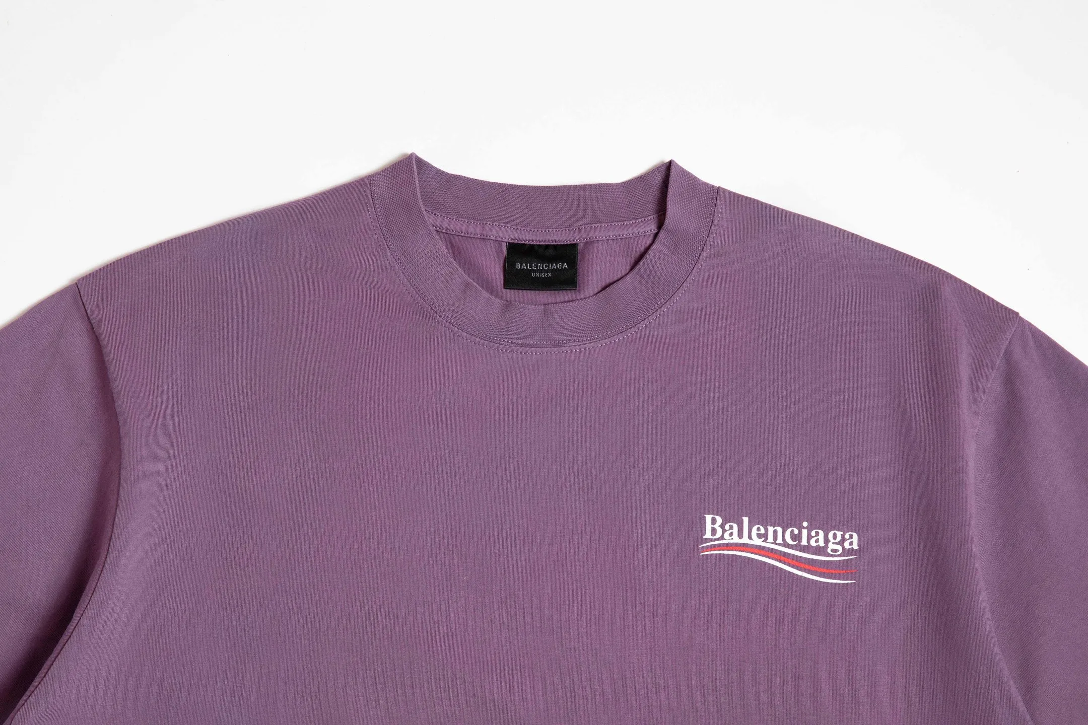 🅿️180 9188# Detailed picture Top version [[BALENCIA*GA] official website quality Paris new Colara crack printed short-sleeved T-shirt OS version Loose dropped shoulders Unisex fabric: 260g 100% cotton double yarn Process: front and rear panel printing Garment wash Spray Ma Liang Distressed styling Solid color Color: washed purple washed blue Size: XS S M L
