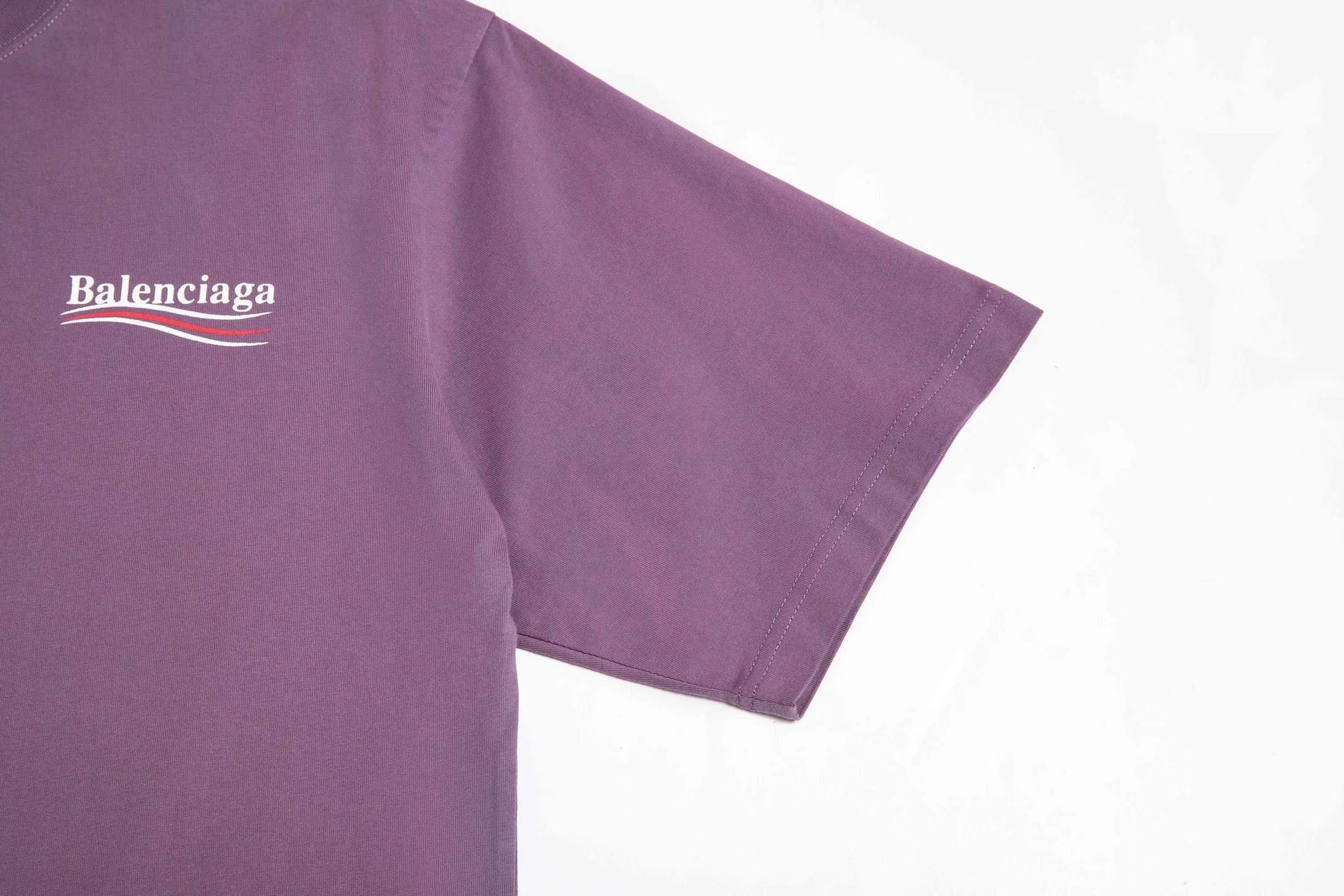 🅿️180 9188# Detailed picture Top version [[BALENCIA*GA] official website quality Paris new Colara crack printed short-sleeved T-shirt OS version Loose dropped shoulders Unisex fabric: 260g 100% cotton double yarn Process: front and rear panel printing Garment wash Spray Ma Liang Distressed styling Solid color Color: washed purple washed blue Size: XS S M L