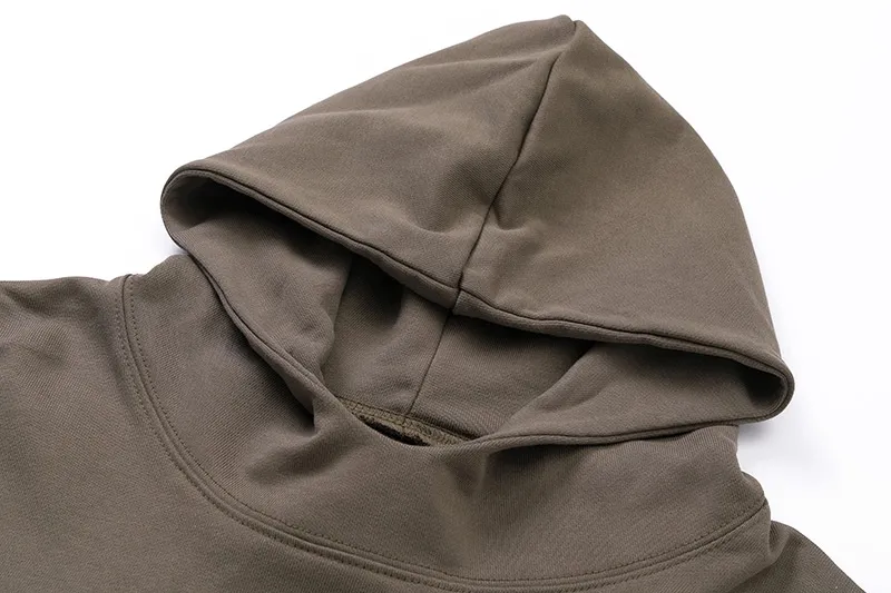 Top tested version YEEZY co-branded GAP co-branded BALENCIAGA three-party co-branded peace dove theme male and female couple star same style pure cotton hoodie sweatshirt. Same style for Justin Bieber's concert. Many stars wear it, detonating the trend market. Oversiez street style. Fabric: This fabric can be said to be the ceiling in the industry this year. The quality is straight forward. It uses 460g double-strand terry with high-end and high-end positioning. Whoever gets it will know. The four colors are all original custom-dyed and there is no color difference with the genuine version. Details: The original hot stamping of the collar label, restored one to one, the size is consistent, the code mark is clear, the washed wheat is copied word for word, the front letter is a water transfer, light and clear, and the pigeon at the back is even more effort. In order to restore it, countless versions were made. The pigeon has numerous small cracks in different shades. PS: Do not wash by soaking, violent washing, or warm water. Color: washed black, charcoal gray, cement white, brown Size: S-XL P:410