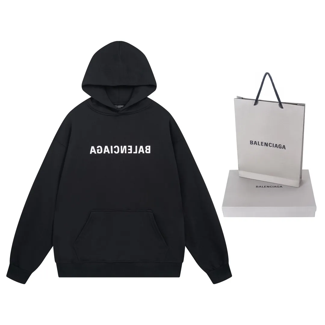 🅿️290 real photos [Top version. Official website quality] BALENCI*GA/Paris BALENCI*GA#2023 new autumn and winter style, front-printed reverse mirror LOGO hooded sweatshirt. Brick cabinet synchronization. The fabric is made of Paris ZP custom-woven and dyed cotton sweatshirt. The weight is 450 grams. The cloth surface is clean. The cloth pattern is clear. Soft and comfortable. Good color fastness. Not easy to change color. The threads are woven and dyed with no color difference. The printing uses imported environmentally friendly rubber paddles, precision stencils, fine LOGO letters, clear letters, no burrs, and a three-dimensional effect. Restore brick cabinet. The version adopts OS loose shoulder version. Same style for men and women. Code: BL238069 Color: black. Size: XS S M L