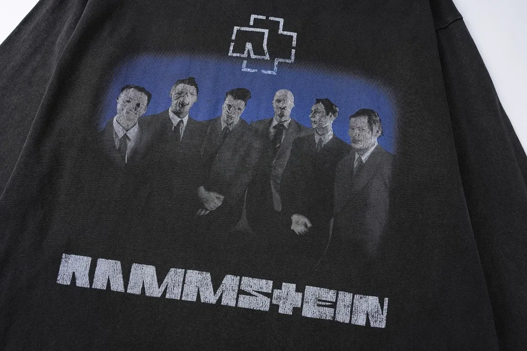 🅿️220 Detailed picture [Top version. Official website quality] BALENCI*GA/Paris Rammstein band co-branded long-sleeved T-shirt. The fabric is made of Paris ZP custom-woven and dyed cotton double yarn. The net weight is 260 grams. The cloth surface is clean. The cloth pattern is clear, soft and comfortable. The threads are dyed with no color difference. The pattern adopts Kornit digital direct printing machine, the letter strips are drawn with crack technology, the direct printing color is aligned with the original color, the LOGO is embroidered on the back of the clothes and legs, the ready-made clothes are washed and worn, the brick cabinets are restored, and the Jubie market is produced according to the pictures. You are welcome to compare the version and adopt the OS loose shoulder version. Same style for men and women Code: BL225020 Color: Washed Black Size: XS S M L