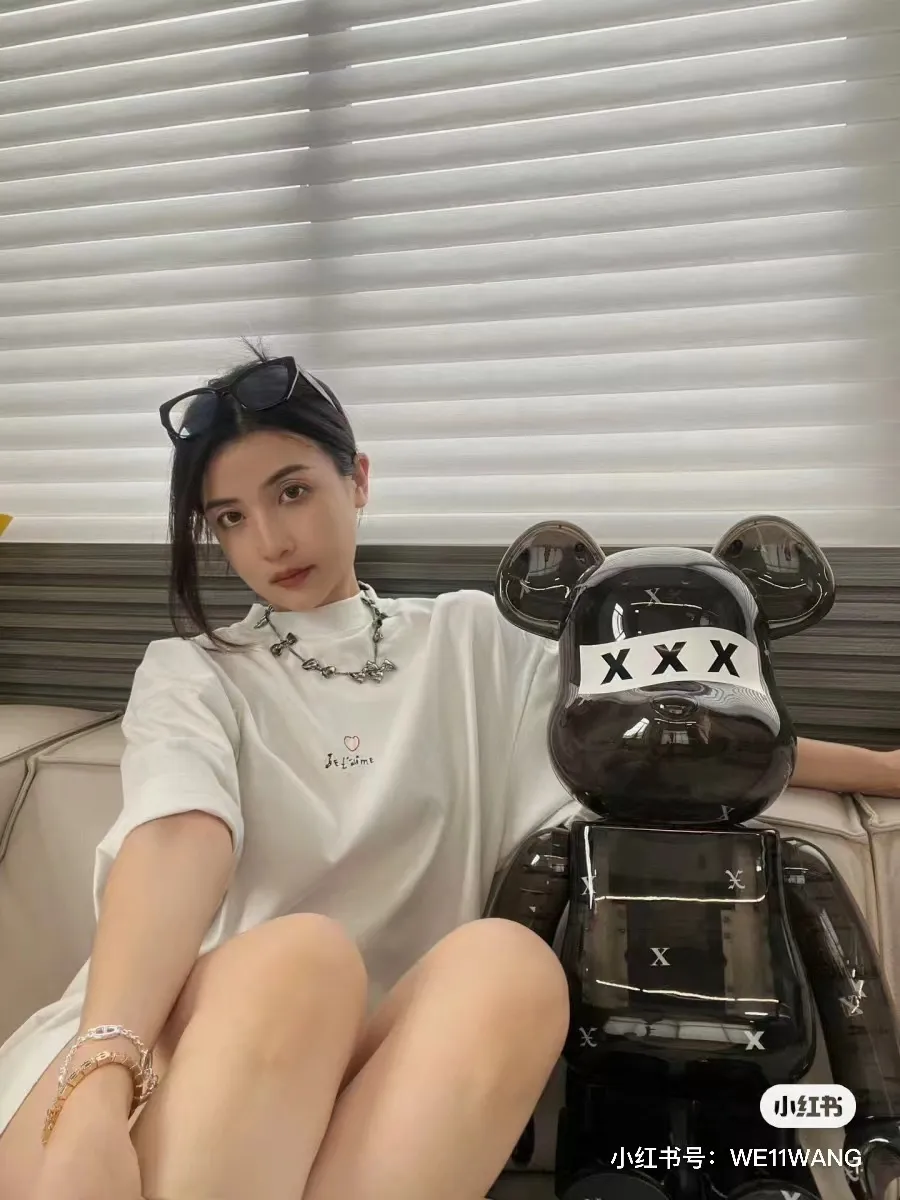 Model picture