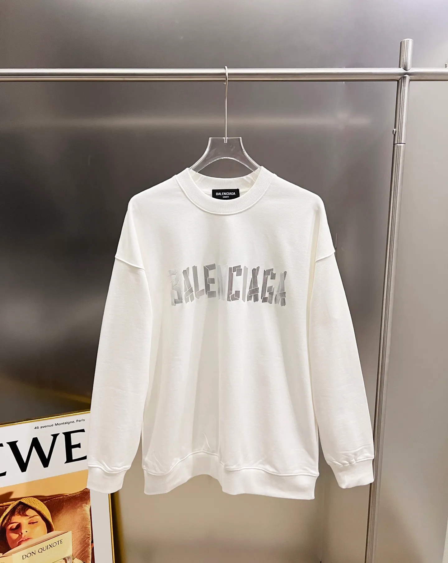 🅿️260 BAL Balenciaga 2025 Autumn and Winter New Style Round Neck Long Sleeve Sweater Classic Letter Laser Printing Technology Uniform Loose Version for Men and Women S M L XL XXL Five Codes Color: Black White