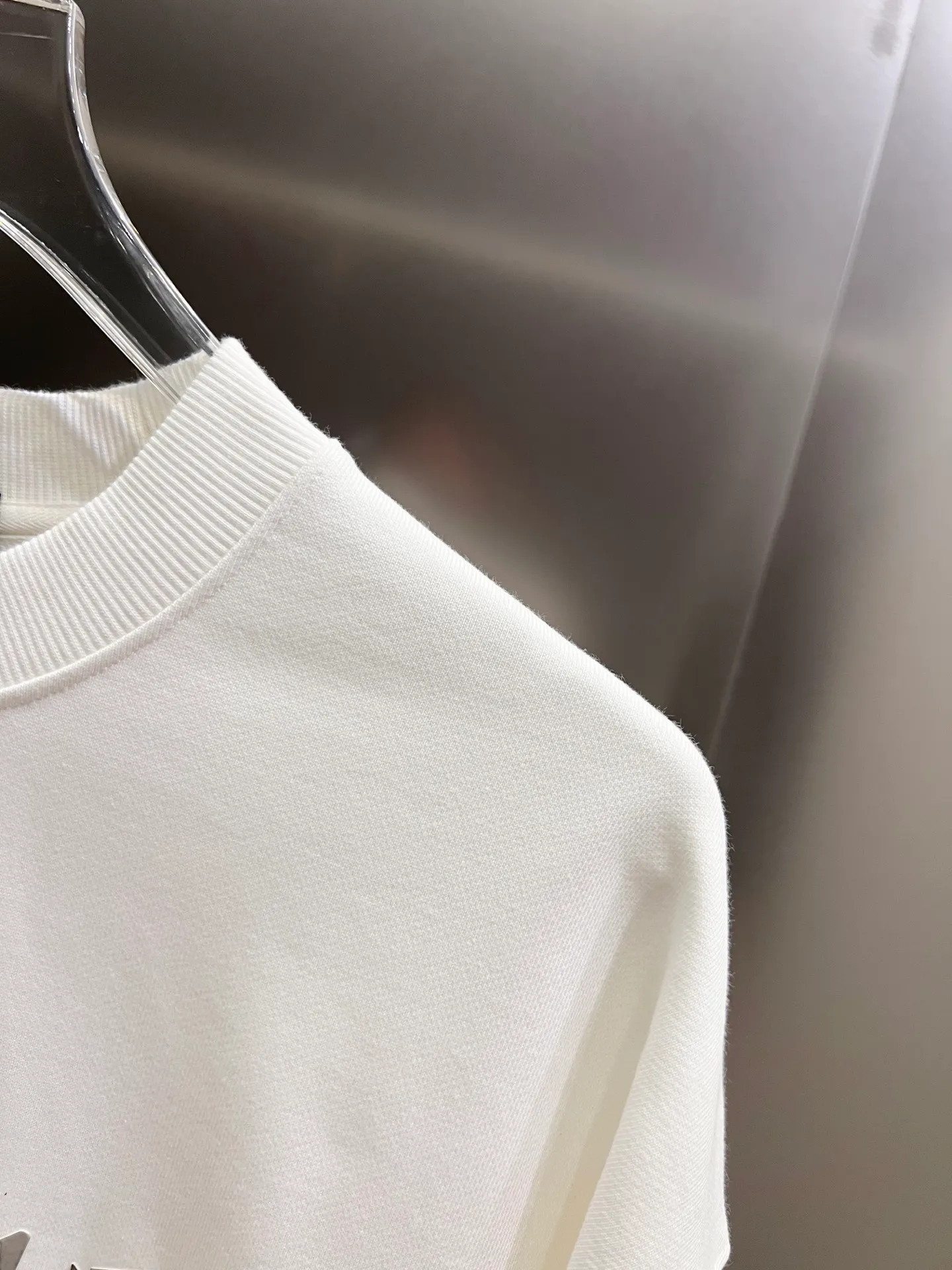 🅿️260 BAL Balenciaga 2025 Autumn and Winter New Style Round Neck Long Sleeve Sweater Classic Letter Laser Printing Technology Uniform Loose Version for Men and Women S M L XL XXL Five Codes Color: Black White