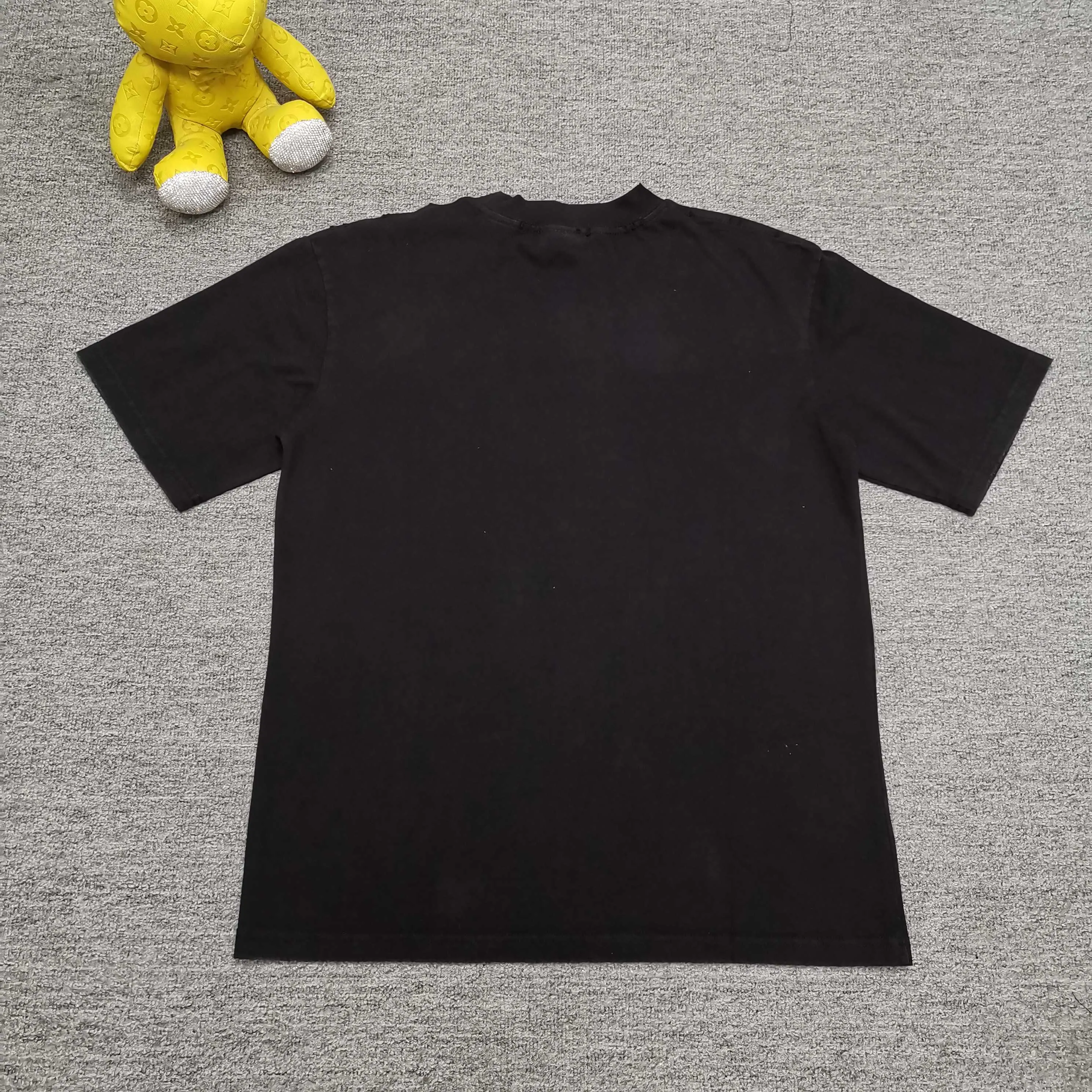 Top tested version ⭐️ Balenciaga SS25 new spring and summer series embroidered double B logo on the front, washed and frayed to make the effect 280 grams of double yarn pure cotton, originally developed Color: Black Size: XS S M L P260