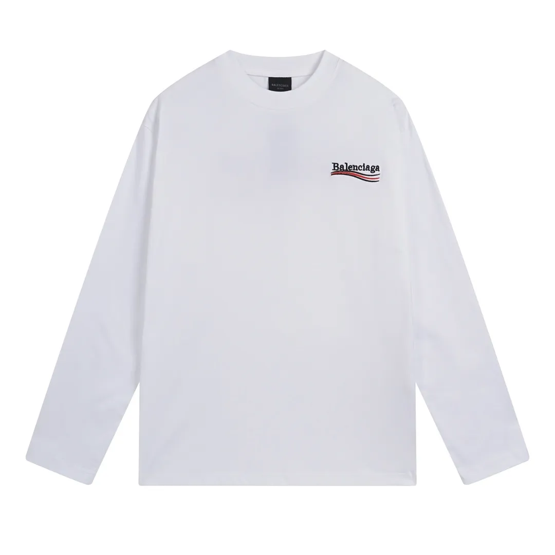 🅿️190 Real photos [Top version. Official website quality] BALENCI*GA/Paris#Classic.Coke embroidered long-sleeved T-shirt# The fabric is made of Paris ZP custom-woven and dyed cotton double yarn. Weighing 260 grams, the cloth surface is clean. The cloth pattern is clear, soft and comfortable. The threads are dyed with no color difference. The classic pattern embroidery uses an imported embroidery machine, and the embroidery thread color is embroidered according to the original color. It is produced according to the pictures in the Jubie market. The letters are clear. The three-dimensional effect is strong. The version adopts the OS loose shoulder version. The same style for men and women. Coding: BL225007 Color: black, white Size: XS S M L