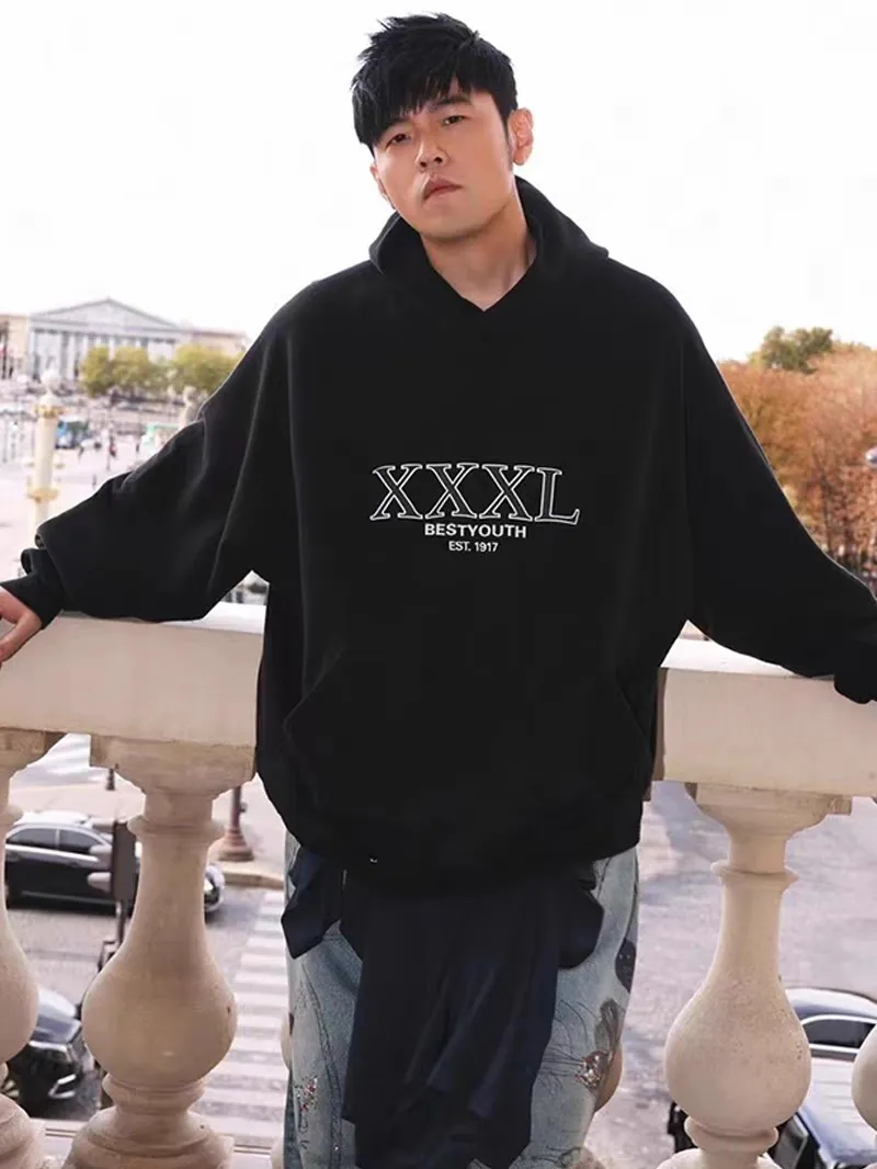 ♻️💯Upper body reference model picture❤️The top version of Balenciaga BALENCIAGA's new XXXL letter embroidery, the latest hooded sweatshirt for male and female couples stars - using imported Tajima 10w needle machine embroidery, high-density embroidered letter hemming technology, full details and no tails, clear letters and no connections‼ ️ - BLCG's latest fashion series, Jay Chou's same upper body, new styles are released every year. The washed black color is a new color this year. I didn't hesitate to buy it when I saw it. The upper body looks white. I love this color!  -Full set of 1:1 customized accessories + Sydney paper with logo + new version of handbags at the counter + three standard products for large products + original hangtag -The webbing on the back collar extends to the shoulder for reinforcement, and the stitches are dropped at the joint. Imported elliptical machine, imported glue technology, overall printing without teeth, 32s480g double yarn combed cotton fabric, the fabric is made of 480g Color: washed black Size: XS-L P:470