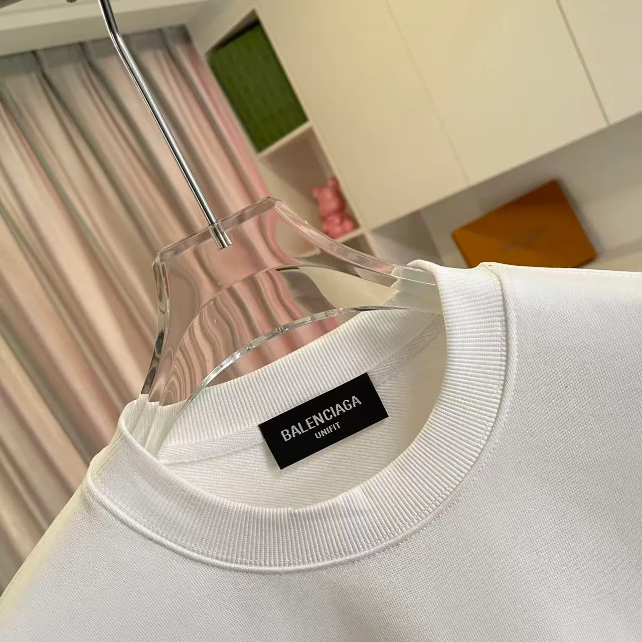 🅿️230 BALENCI*GA Paris 2025 Autumn and Winter New Style Personalized Letter Logo Print Customized Pure Cotton Fabric 400g Round Neck Sweater Same Style for Men and Women Size: S M L XL XXL Five Codes Color: Black White