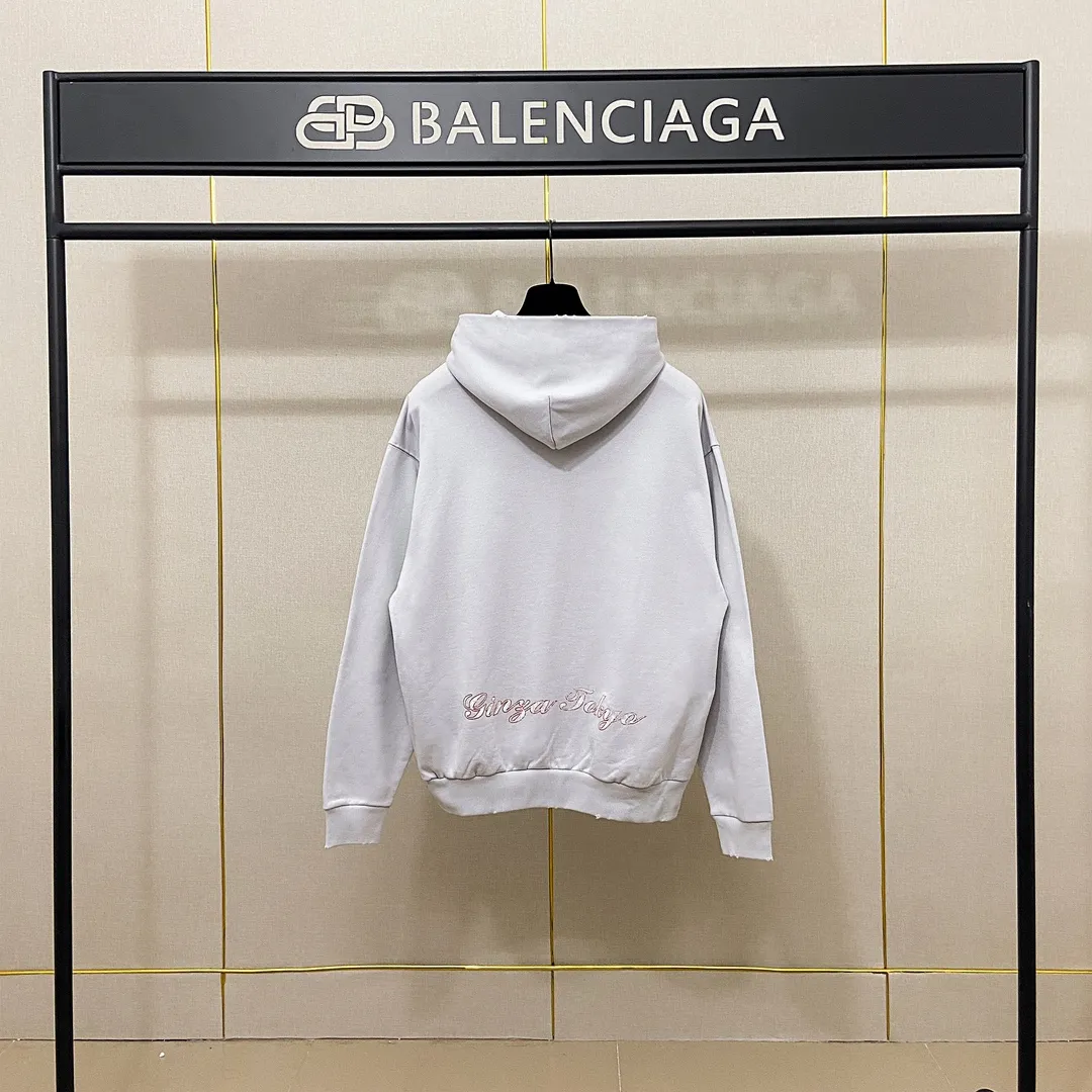 🅿️310 7156# Actual photo top version [[BALENCIA*GA] official website quality Paris new Japanese Tokyo Tower series hooded sweatshirt OS version loose dropped shoulders Unisex style Fabric: 480g 100% cotton terry Davidson process: front and back digital printing garment wash worn distressed solid color Color: black blue off-white Size: XS S M L