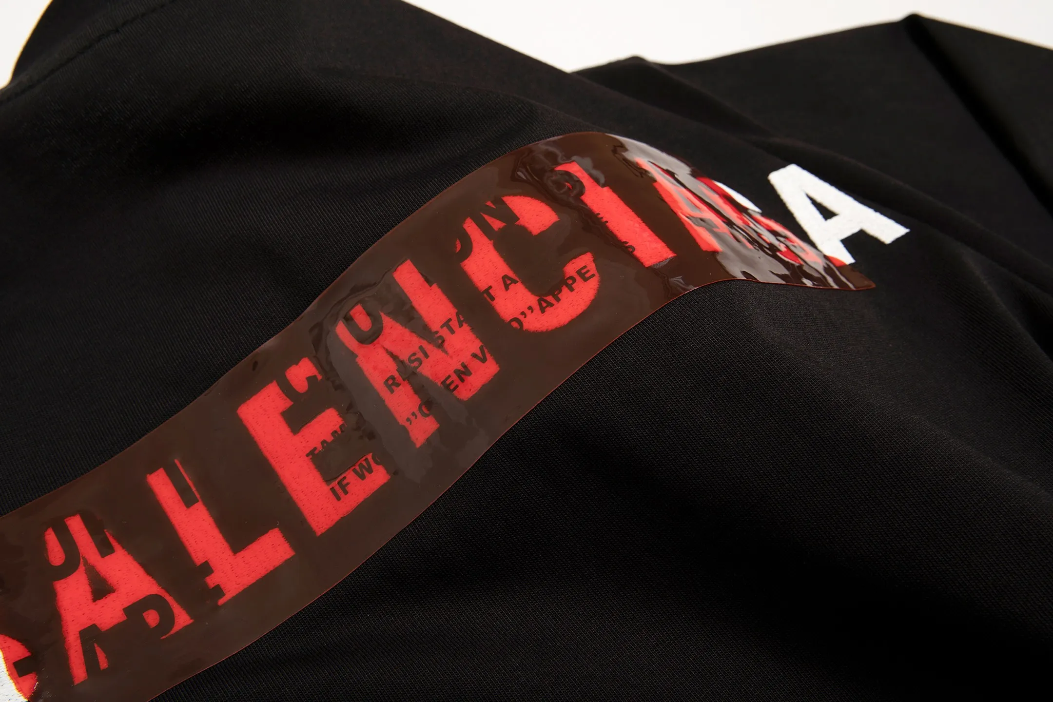 🅿️180 9201# Detailed picture Top version [[BALENCIA*GA] official website quality Paris new front and back letter embroidery tape taped short-sleeved T-shirt OS version Loose dropped shoulders Unisex style Fabric: 260g 100% cotton double yarn Technology: Front and back embroidery Front and back taping Garment wash Shaping Solid Color Color: Black White Blue Gray Size: XS S M L