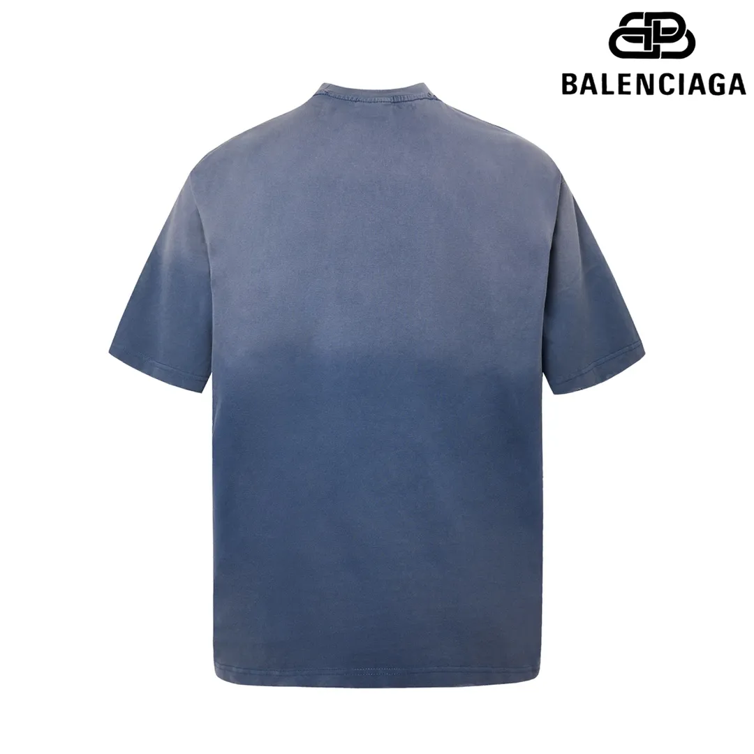 🅿️190 9108# Detailed picture Top version [[BALENCIA*GA] official website quality Paris new Eiffel Tower inkjet gradient short-sleeved T-shirt OS version Loose dropped shoulders Unisex style Fabric: 260g 100% cotton double yarn Technology: Front panel digital direct printing Garment wash Distressed Worn Shape Solid Color: Washed blue Pink Size: XS S M L