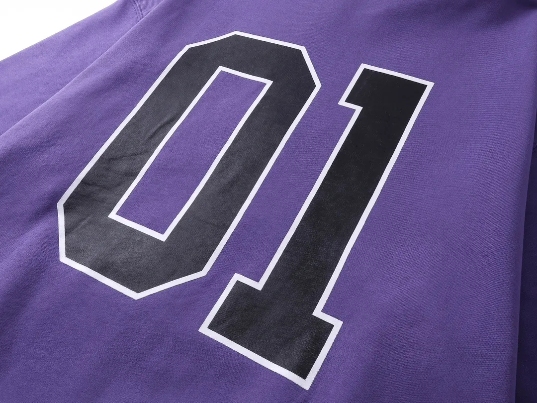 🅿️350 Actual pictures [Top version. Official website quality] BALENCI*GA/Paris.SS25 latest basketball uniform embroidered printed hooded long-sleeved sweatshirt. The front embroidery is embroidered and printed using a Tajima computer embroidery machine, the lower left corner is stamped, and the back piece is printed. The brick cabinets are synchronized. The authentic product is developed at the first time. The fabric is made of Paris ZP custom-woven and dyed cotton sweatshirt. Weighing 460 grams, the cloth surface is clean. The cloth pattern is clear, soft and comfortable. The threads are dyed with no color difference. The printing uses environmentally friendly imported materials, the letters are clear and the effect is three-dimensional. The version adopts OS loose shoulder design. Same style for men and women. Code: BL258959 Color: Black Purple Blue Green Size: XS S M L