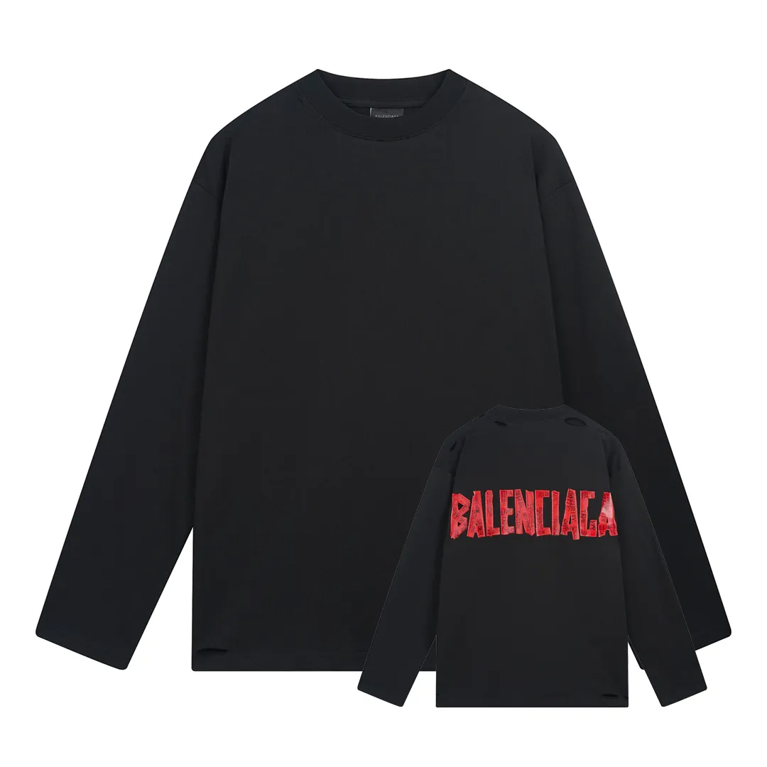 🅿️270 BALENCI*GA Paris masking tape-printed long-sleeved T-shirt. The back pattern is printed with environmentally friendly imported materials. The tape-stretched finished product is washed twice and worn to make the old process. Restore the brick cabinet. Exclusively pattern-woven and dyed 280g fabric. Threads are dyed in the same vat with zero color difference. The version adopts OS loose off-shoulder version. Welcome to compare. Same style for men and women -Color: Black -SIZE: Xs S M L Style number 8640#