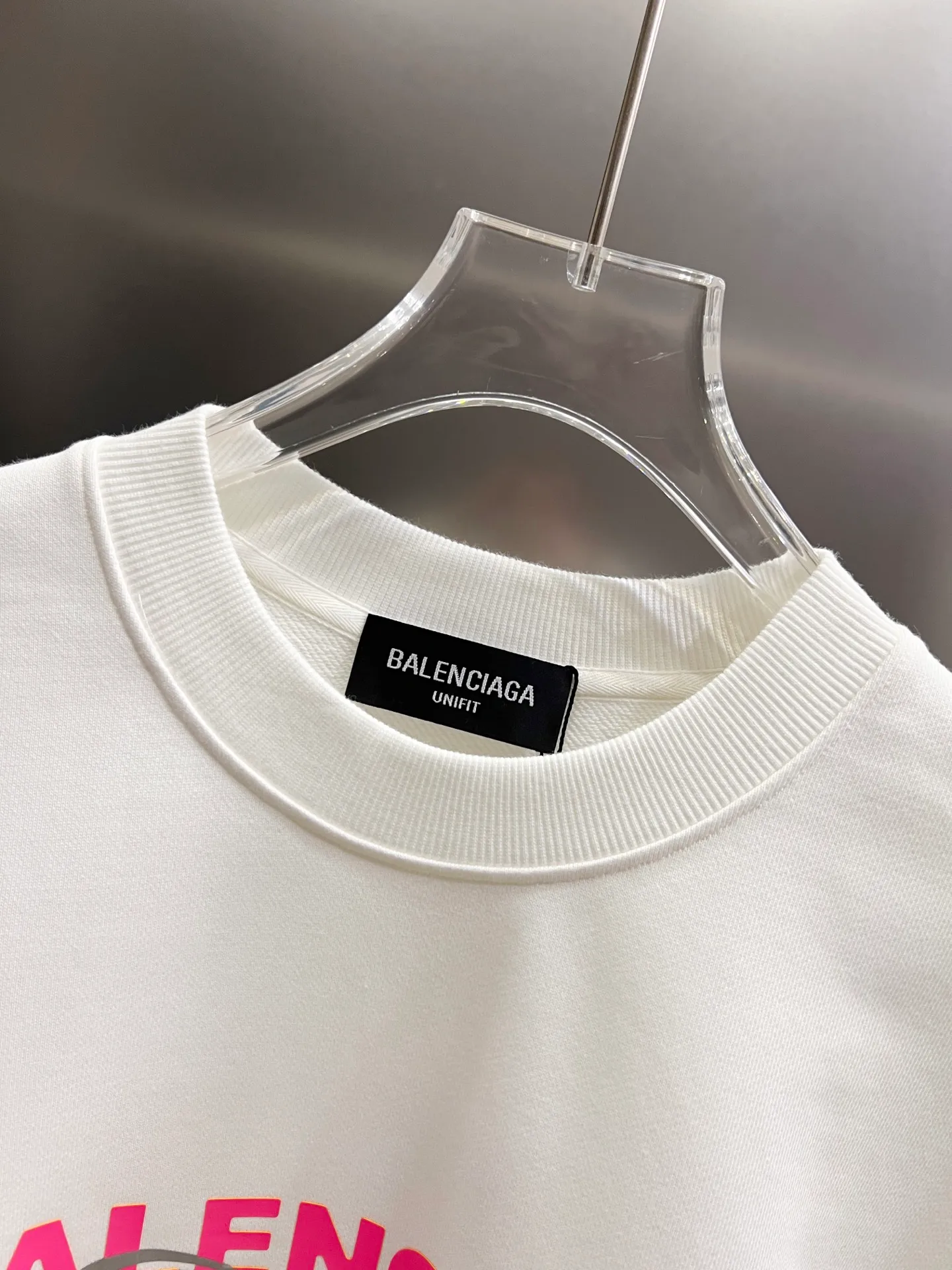 🅿️260 BAL Balenciaga 2025 Autumn and Winter New Style Round Neck Long Sleeve Sweater Classic Letter Foam Printing + Hot Silvering Process Uniform Loose Version for Men and Women S M L XL XXL Five Codes Color: Black White