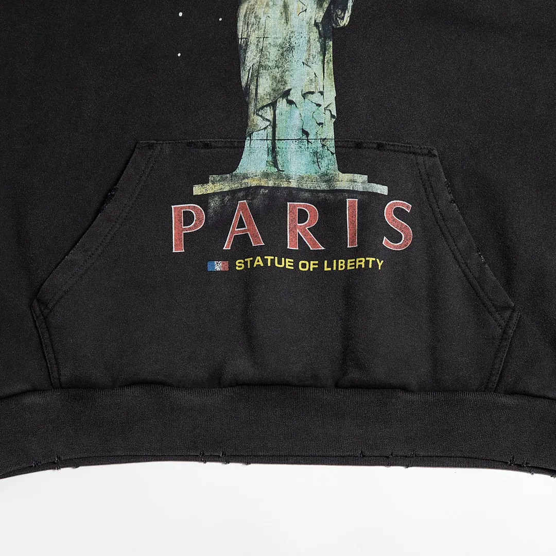 🅿️330 7112# Detailed picture Top version [BALENCIA*GA] Official website quality Paris's new Lady Liberty series hooded sweatshirt OS version Loose dropped shoulders Unisex style Fabric: 480g 100% cotton terry sweatshirt Technology: Front panel digital direct printing Garment wash Worn Distressed Fixed color Color: Washed black Size: XS S M L