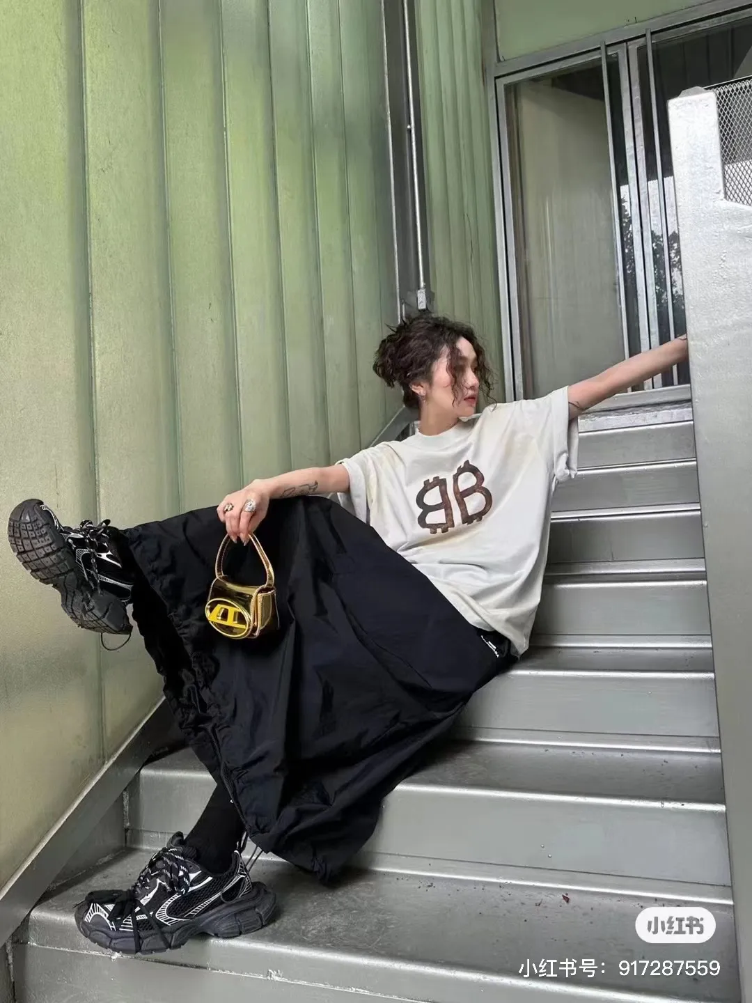 Model picture