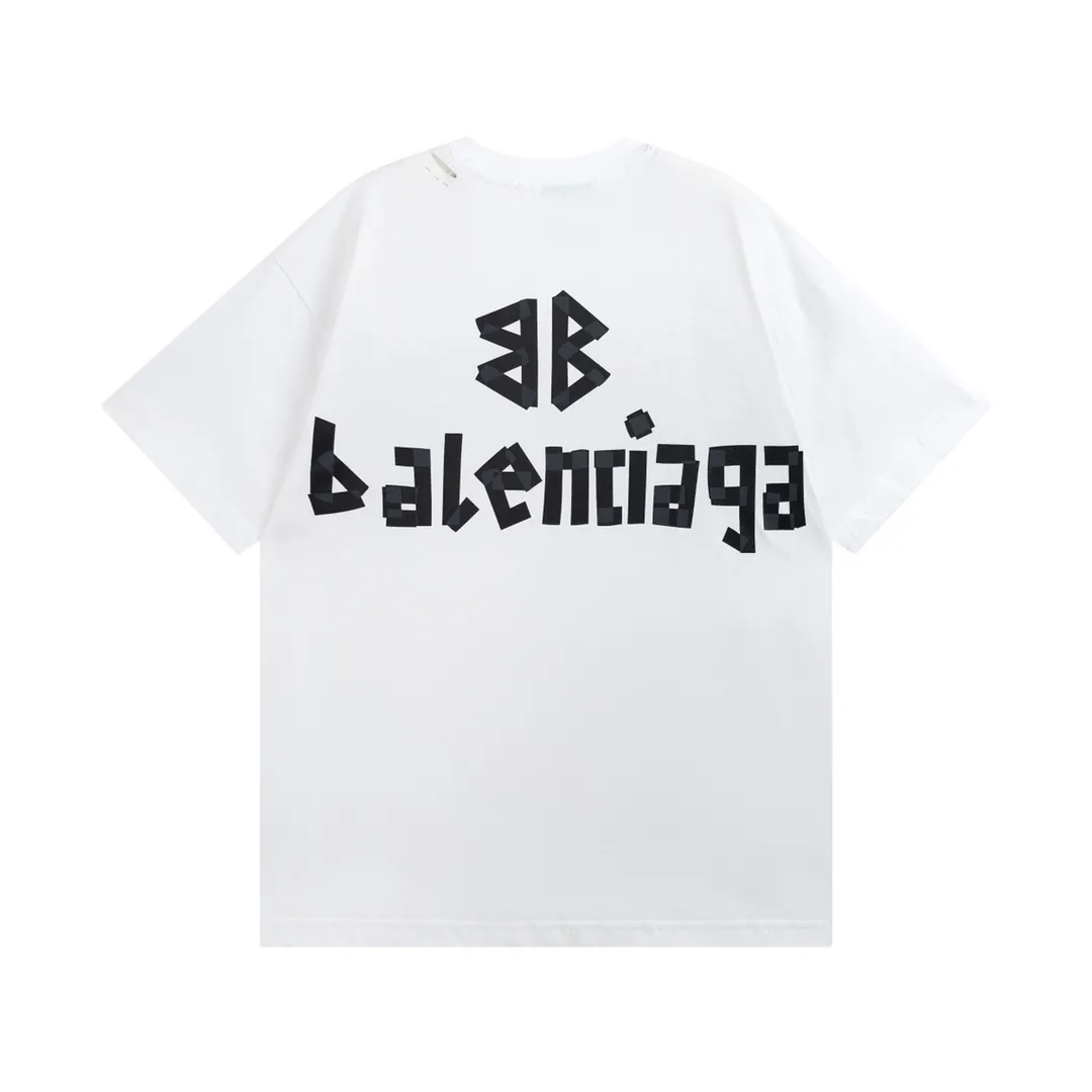 🅿️194 Detailed picture [Top version. Official website quality] BALENCI*GA/Paris. 23ss latest classic model. Tape pulp printing. Ready-to-wear washed and distressed short-sleeved T-shirt. Brick cabinet synchronization. The fabric is made of Paris ZP custom-woven and dyed 100% cotton double yarn compact cotton. The weight is 260 grams, the cloth surface is clean. The cloth pattern is clear, soft and comfortable, and the thread is dyed with no color difference. The classic pattern is printed with environmentally friendly imported materials, and the tape pattern is glued. The letters are clear and the effect is three-dimensional. Restored brick cabinet. The garments were washed and aged, and polished by many hands. Produced by ultra-heavy craftsmanship, the market currency is very different, welcome to compare.                                 Note⚠️ZP is made of iron gray garments that are washed and distressed. Pay attention to the big difference! Welcome to compare! The version adopts OS loose shoulder version. The same style for men and women. Code: BL223089 Color: iron gray, white, fluorescent green, gray blue, coffee color, fog blue, beige gray, burgundy, green, floral gray Size: XS S M L