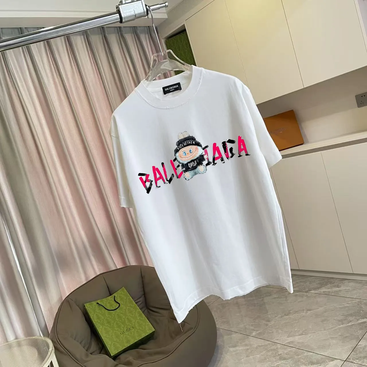 🅿️190 BALENCI*GA Paris 2025 summer new style, washed, distressed, spray-painted, personalized letter logo printing, customized fabric 320g, short-sleeved T-shirt, same style for men and women, size: S M L XL XXL five codes, color: black, white, gradient black, gradient red