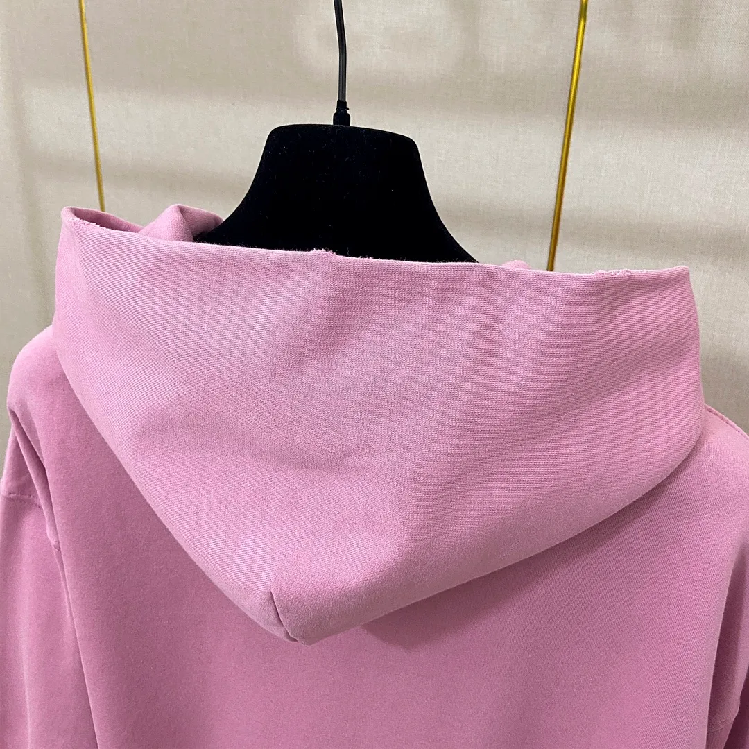 🅿️340 real photos Top version [BALENCIA*GA] Official website quality Paris' new Paris Eiffel Tower series hooded sweatshirt OS version Loose dropped shoulders Unisex style Fabric: 480g 100% cotton terry David sweater Technology: Front white ink direct spray Garment wash Frayed Distressed Fixed color Color: Washed blue Pink Size: XS S M L