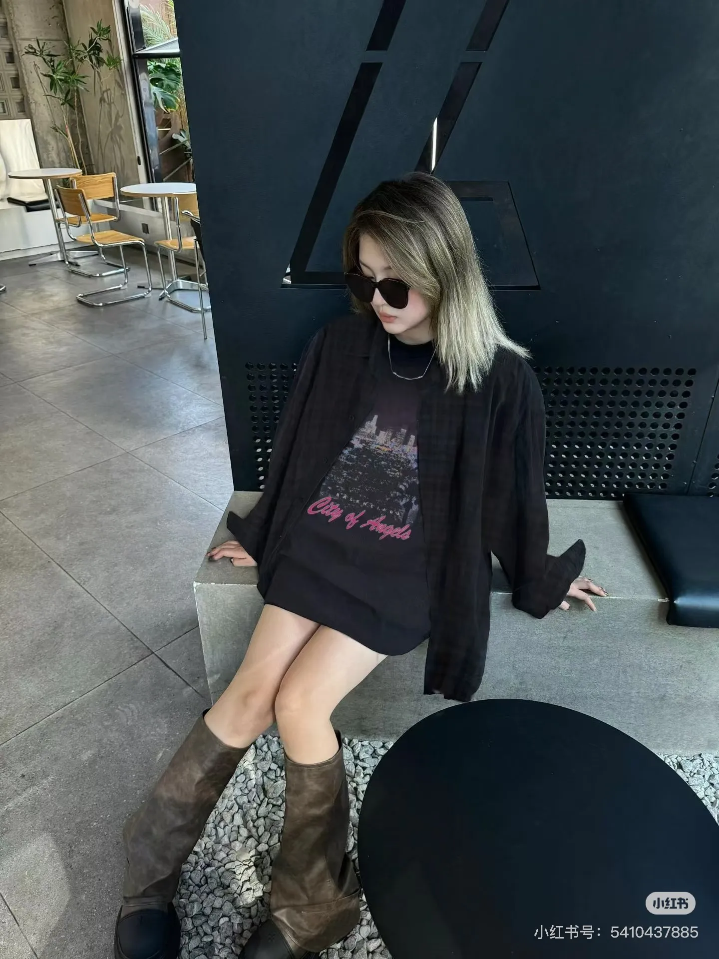 Model picture