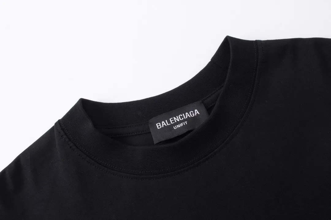🅿️240 BALENCI*GA Paris world food fake two-piece long sleeves. The fabric is made of Paris custom-woven and dyed double yarn pure cotton fabric. The weight is 280g. The thread is custom-woven and dyed without color difference. The front and back panels are printed using environmentally friendly imported materials. Dot printing. Cuff splicing. Two high-temperature styling washes. os dropped shoulders, loose version, same style for men and women -Color: black -SIZE: XS S M L Style number 8607#