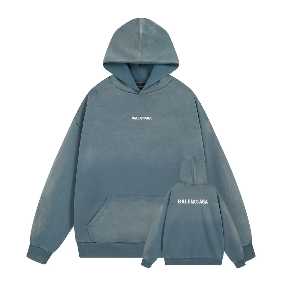 🅿️370 BALENCI*GA Paris small letter embroidery hooded long-sleeved sweatshirt. The front pattern is imported from Tajima embroidery machine. The ready-made clothes are sprayed with horse wash to make them old. The letters are clear. The effect is three-dimensional. Exclusively pattern-woven and dyed 460g fabric. Threads are dyed in the same vat with zero color difference. Brick cabinet synchronization. Welcome to compare. Same style for men and women -Color: washed purple washed blue -SIZE: Xs S M L Style number 8969#