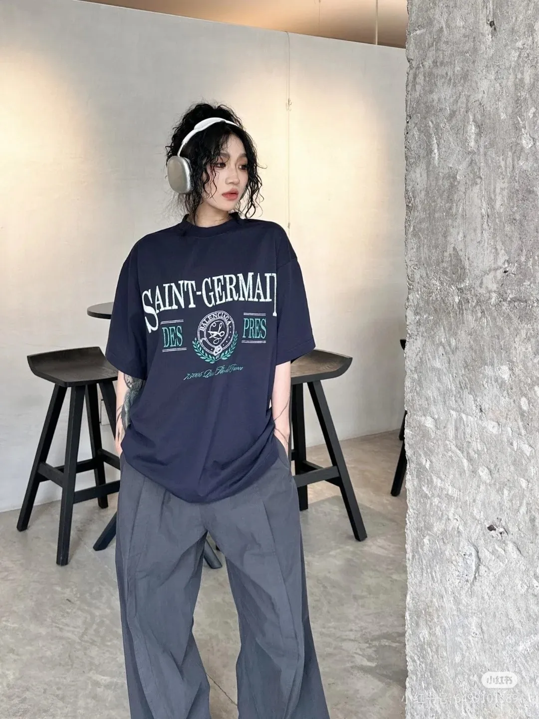 ♻️💯Refer to the model picture for the upper body❤️The top version of Balenciga/Balenciga 1917 Scissor Rupture Printed Short-sleeved T-shirt uses burst printing technology, fraying process, pure cotton soft fabric, contrast dyed fabric, imported printing technology, full of trend, dyed pure cotton fabric, OS version, complete with three labels, same style for men and women. Size XS S M L