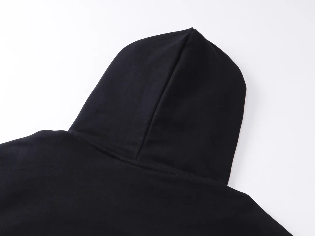 🅿️310 real photos [Top version. Official website quality] BALENCI*GA/Paris.SS24 latest model, front I Love Paris & Balenciaxx art print hooded sweatshirt. Brick cabinet synchronization. Genuine product developed in the first time, happy to print and compare! The fabric is made of Paris ZP custom-woven and dyed cotton sweatshirt. Weighing 460 grams, the cloth surface is clean. The cloth pattern is clear, soft and comfortable. The threads are dyed with no color difference. The printing uses environmentally friendly imported materials. The letters are clear and the effect is three-dimensional. The version adopts OS loose shoulder design. Same style for men and women. Code: BL238908 Color:: Black Size: XS S M L