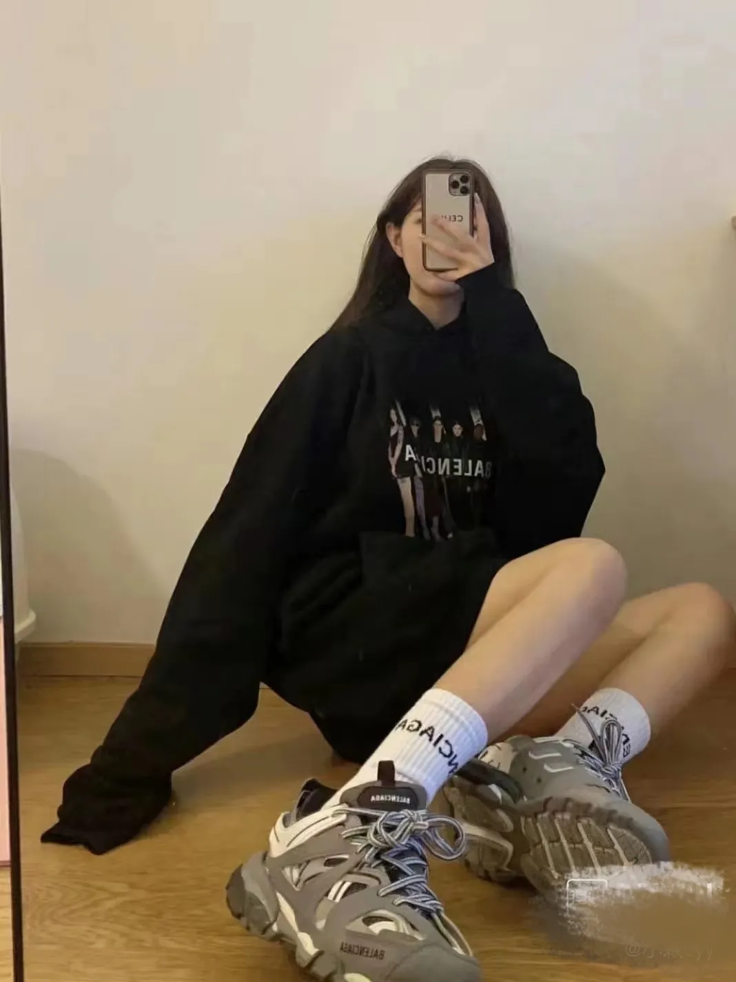 Model picture