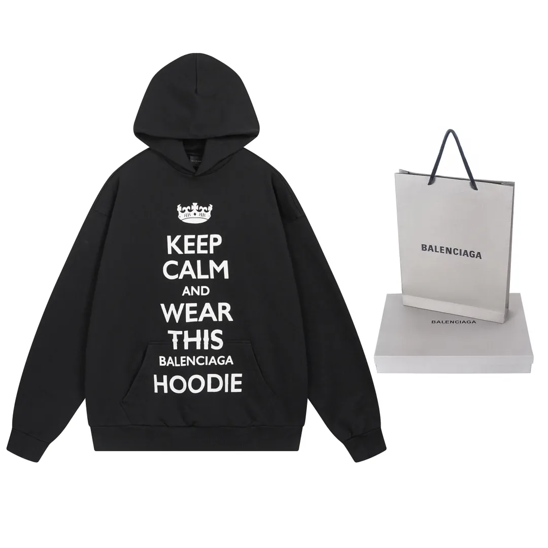 🅿️310 real photos [Top version. Official website quality] BALENCI*GA/Paris new style. 2024 autumn and winter new style. KEEP.CALM art print hooded sweatshirt, brick cabinet synchronization. Genuine product developed in the first time, happy to print and compare! The fabric is made of Paris ZP custom-woven and dyed cotton sweatshirt. Weighing 460 grams, the cloth surface is clean. The cloth pattern is clear, soft and comfortable. The threads are dyed with no color difference. The printing uses environmentally friendly imported materials. The letters are clear and the effect is three-dimensional. The version adopts OS loose shoulder design. Same style for men and women. Code: BL238938 Color: Black Size: XS S M L