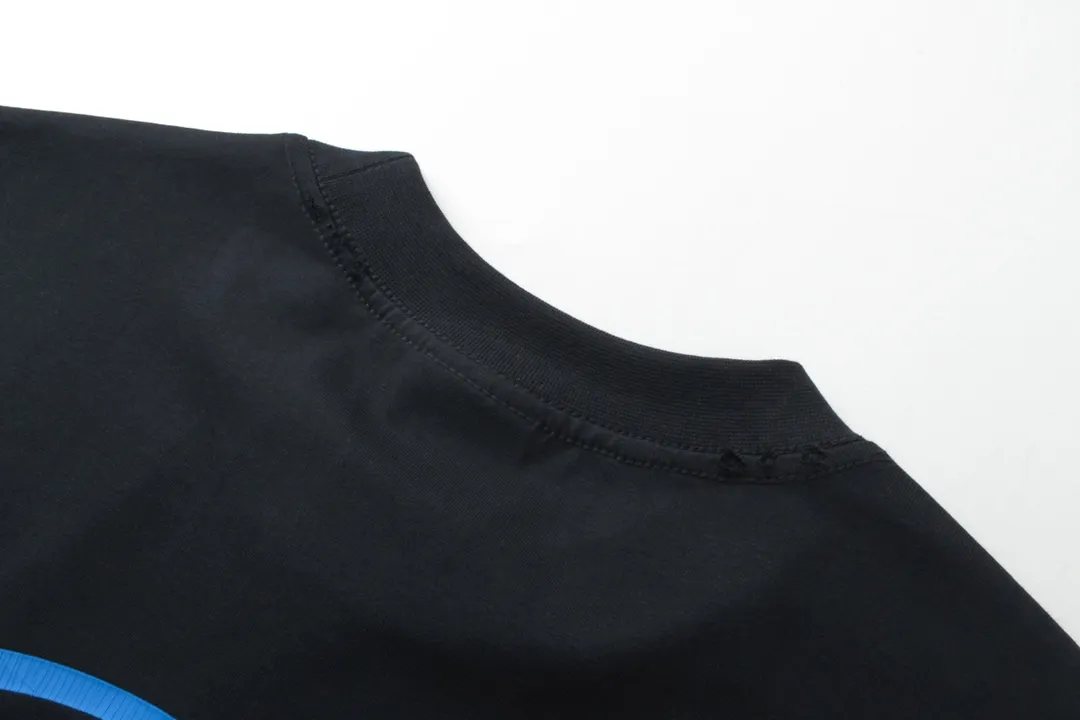🅿️180 detailed pictures [Top version. Official website quality] BALENCI*GA/Paris. 2024 new style. New LOGO straight crack printed ready-to-wear frayed distressed short-sleeved T-shirt, brick cabinet synchronization. Genuine product developed at the first time, happy to print and compare! The fabric is made of Paris ZP custom-woven and dyed cotton double yarn. Weighing 260 grams, the cloth surface is clean. The cloth pattern is clear, soft and comfortable. The threads are dyed with no color difference. The classic LOGO is printed using environmentally friendly imported materials, with clear straight-crack pattern letters and a three-dimensional effect. Restored brick cabinet. Ready-made garments are washed, worn and distressed. Different market currency. Welcome to compare. The version adopts OS loose shoulder design. Same style for men and women. Code: BL223305 Color: gray blue, apricot, yellow Size: XS to L
