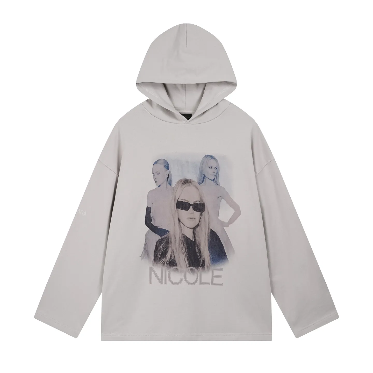 🅿️340 real shots [Top version. Official website quality] BALENCI*GA/25 new model. The front is directly printed with NICOLE art work, the back is printed with artistic signature, and the right sleeve is embroidered with English hooded sweatshirt SS25 latest model. Research and development at the first time, different market currencies. Comparisons welcome. The fabric is made of Paris ZP custom-woven and dyed cotton sweatshirt. Weighing 460 grams, the cloth surface is clean. The cloth pattern is clear, soft and comfortable. The threads are dyed with no color difference. Printing adopts computer direct printing. Jubie market currency. Welcome to compare. The version adopts OS loose shoulder design. Same style for men and women. Code: BL259950 Color: gray and white Size: XS S M L