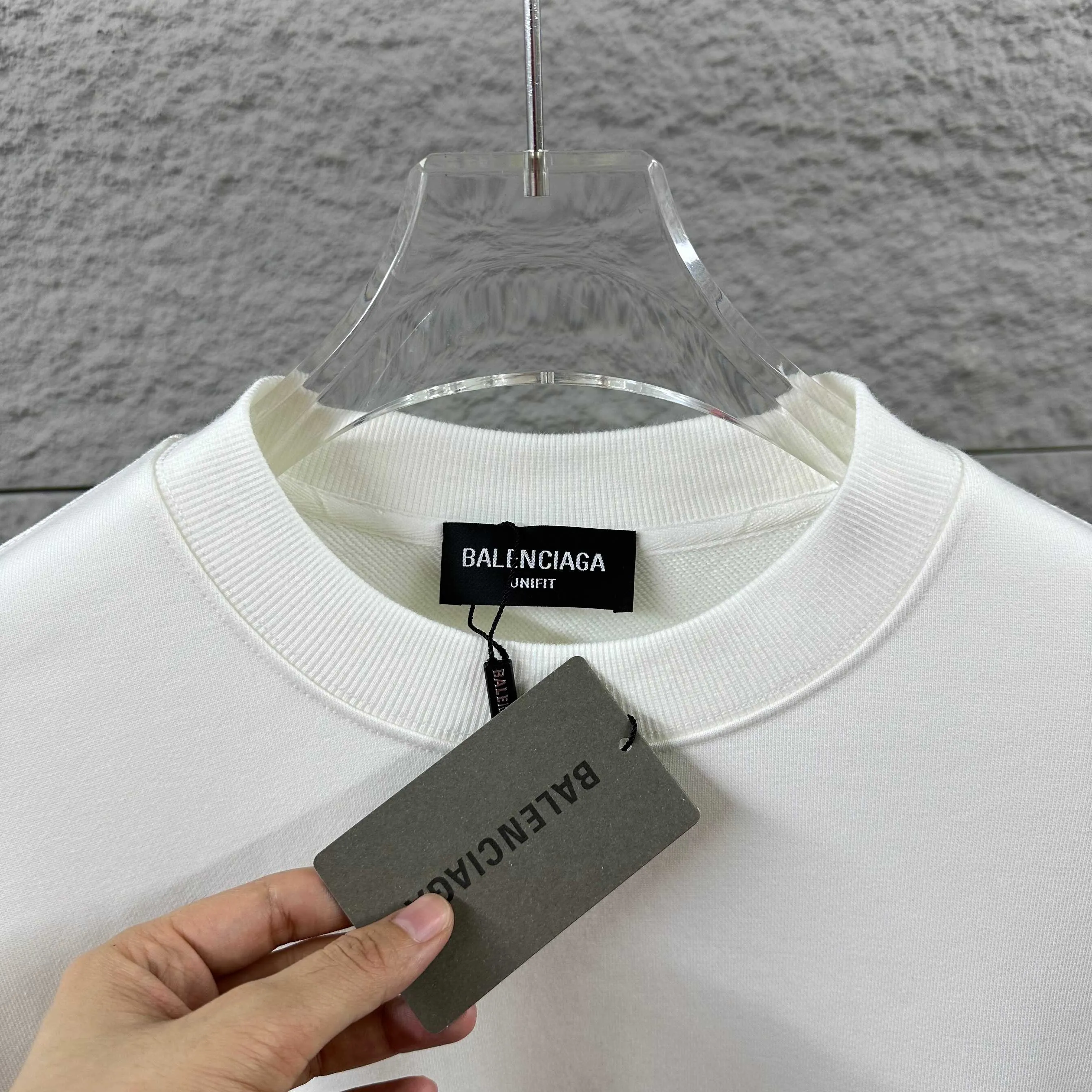 🅿️260 BALENCI*GA Paris 2025 early autumn and winter new long-sleeved sweatshirt, classic letter three-dimensional pearl craftsmanship, custom terry fabric, round neck pullover, same style for men and women Color: black white Size: S (90-130 catties) M (120-150 catties) L (140-165 catties) XL (160-180 catties) XXL (180-210 pounds)