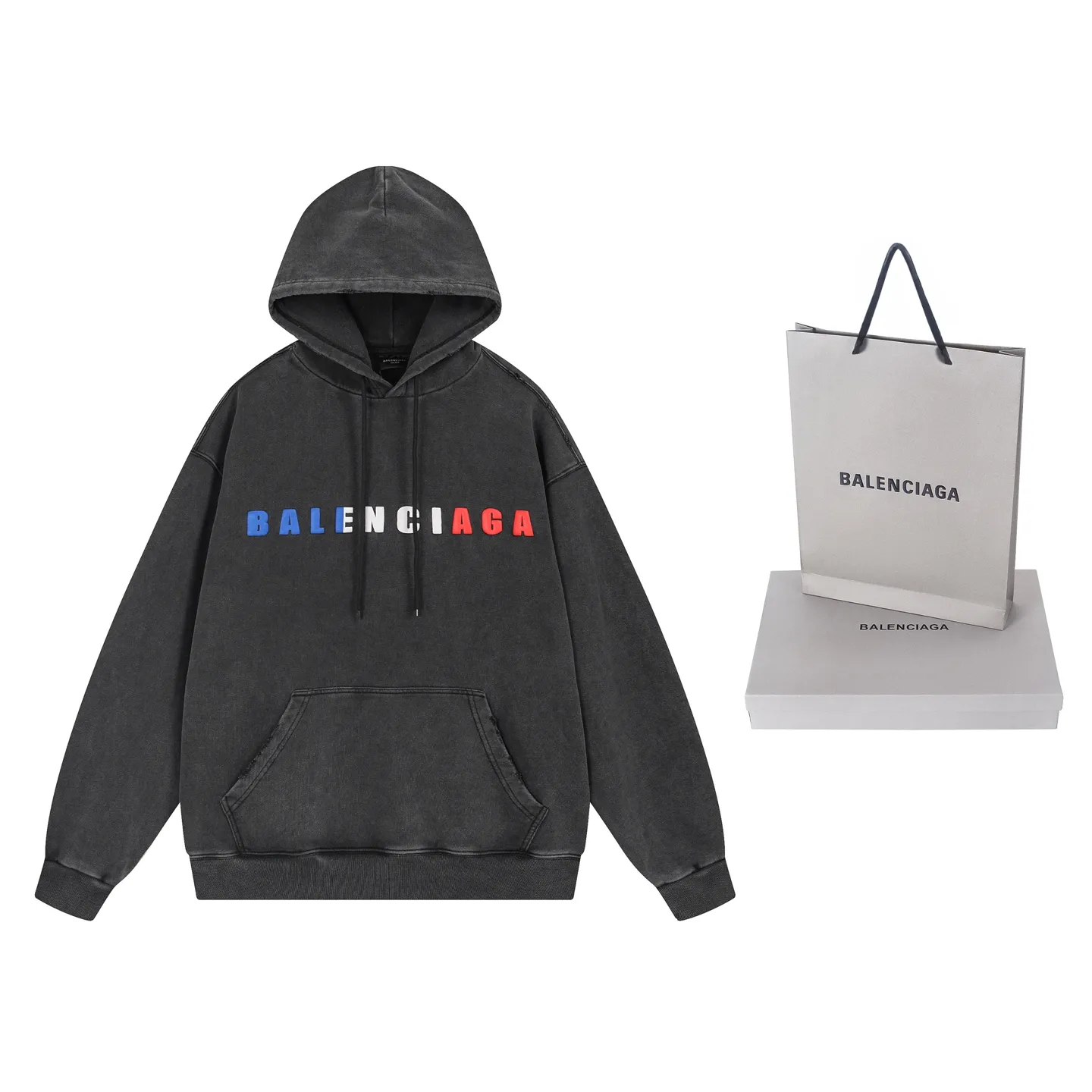 🅿️336 Detailed pictures [Top version. Official website quality] BALENCI*GA/Paris. 25ss latest model. Paris English color LOGO foam printed washed and worn hooded sweatshirt. The brick cabinet is synchronized. The fabric is made of Paris ZP custom-woven and dyed cotton sweatshirt, with a weight of 460 grams. The cloth surface is clean. The cloth pattern is clear, soft and comfortable, and the threads are dyed with no color difference. The classic pattern is foam printed using environmentally friendly imported materials, with clear letters and a strong three-dimensional feel. Restored brick cabinet. The garments were washed and aged, and polished by many hands. Produced by ultra-heavy craftsmanship, the market currency is very different, welcome to compare. The version adopts OS loose shoulder design. The same style for men and women. Code: BL259928 Color: Washed black, floral gray Size: XS S M L
